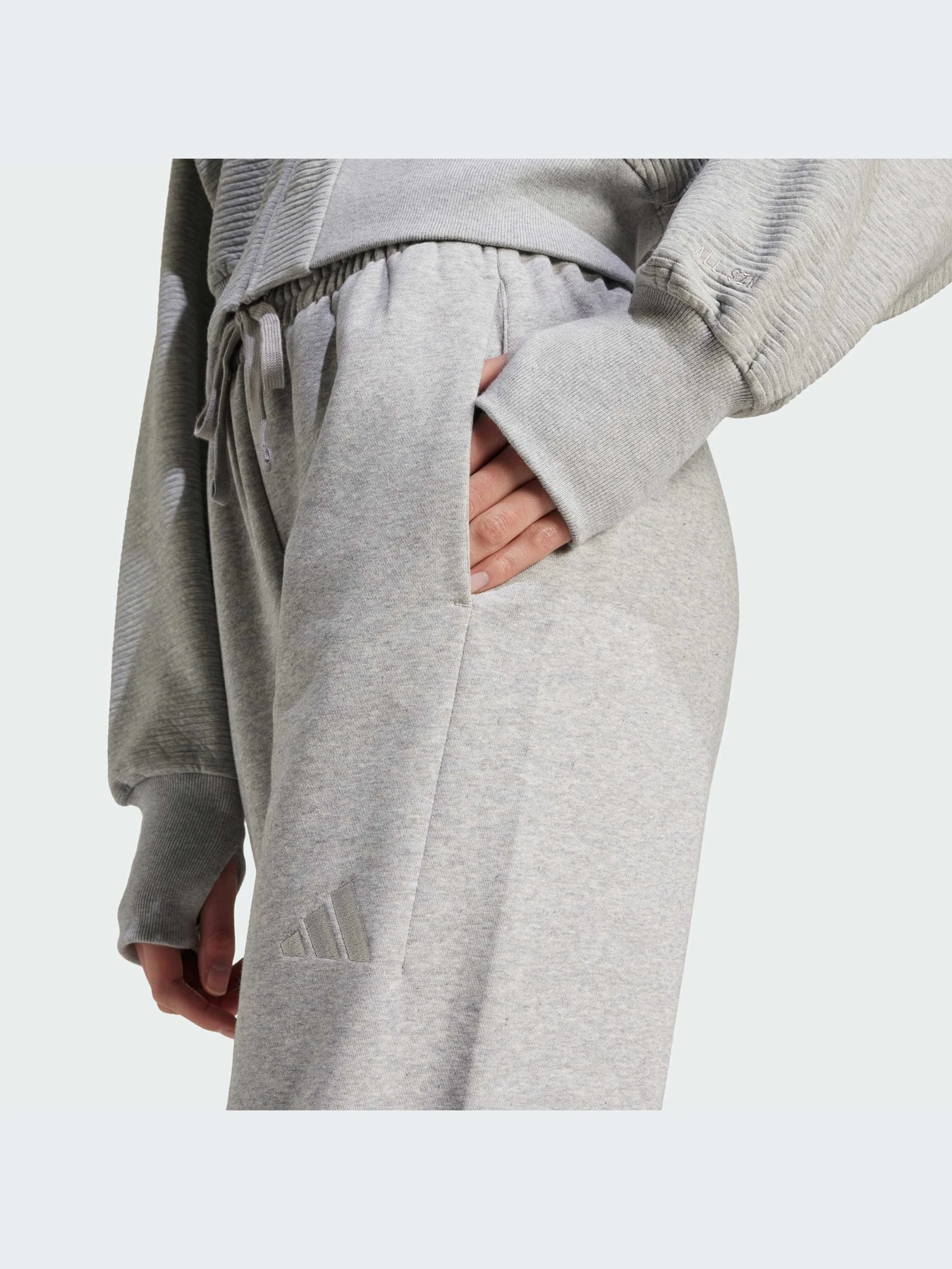 Брюки Adidas модель IY6841 Фото