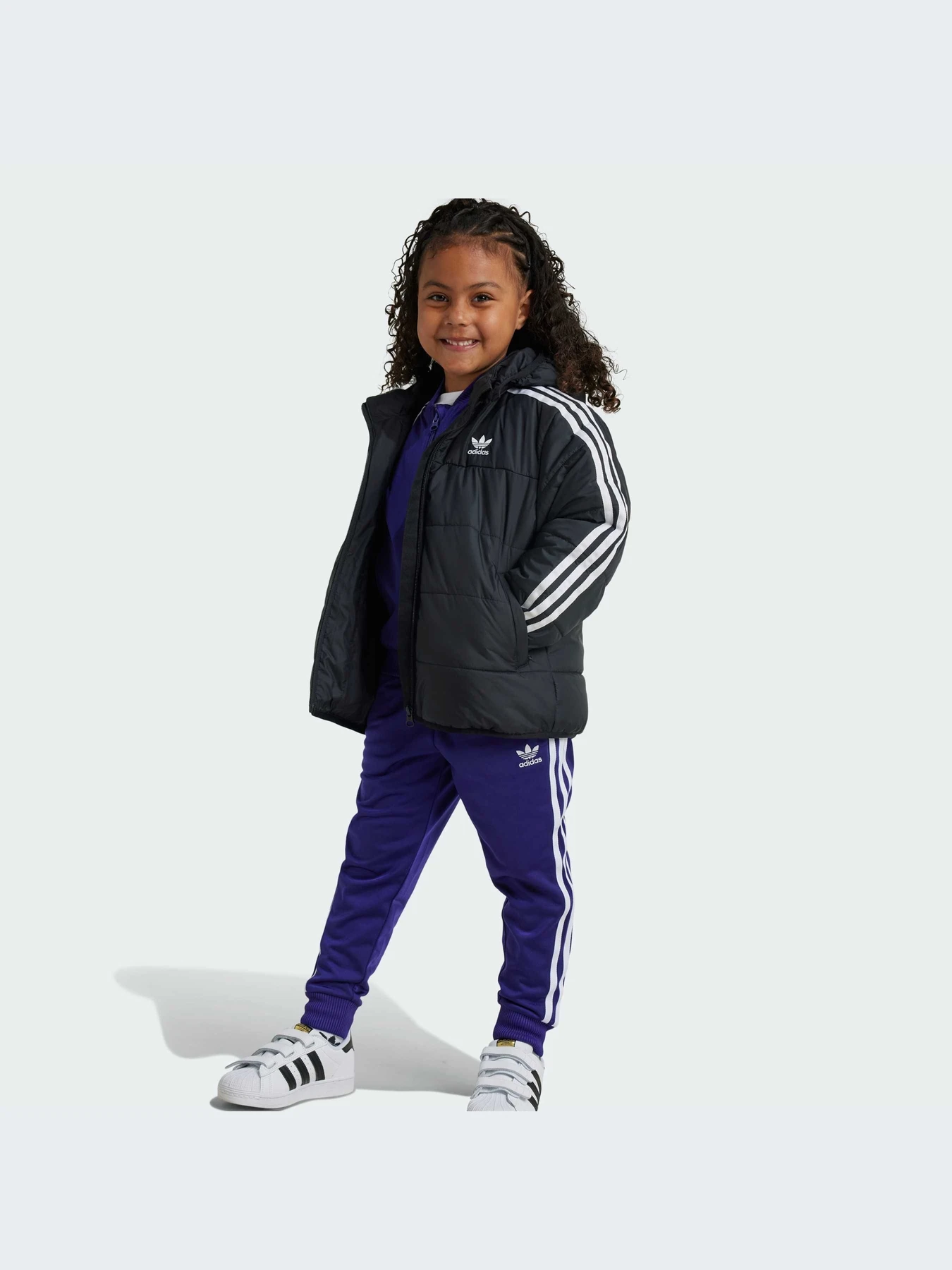 Куртки та дублянки Adidas Adicolor модель IY4812 Фото