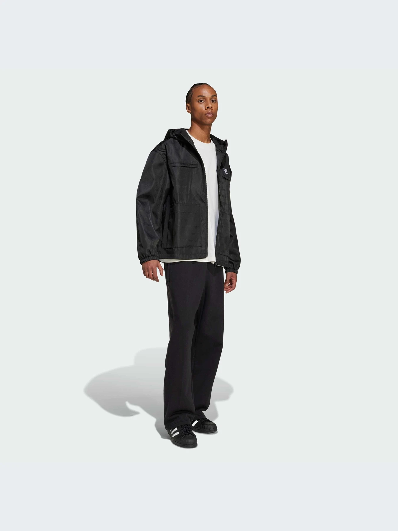 Куртки та дублянки Adidas Graphics модель IZ2538 Куртки та дублянки Adidas Graphics модель IZ2538 Фото