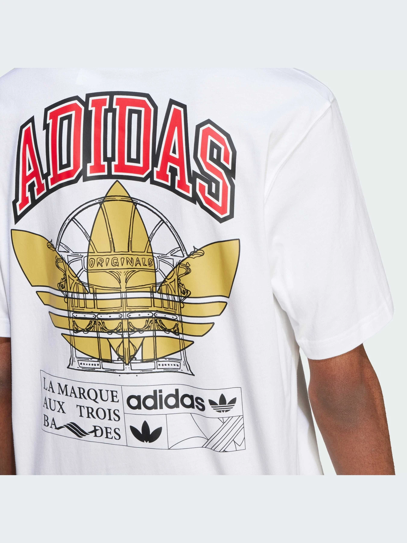 Футболки і поло Adidas Graphics модель IZ2556 Футболки і поло Adidas Graphics модель IZ2556 Фото