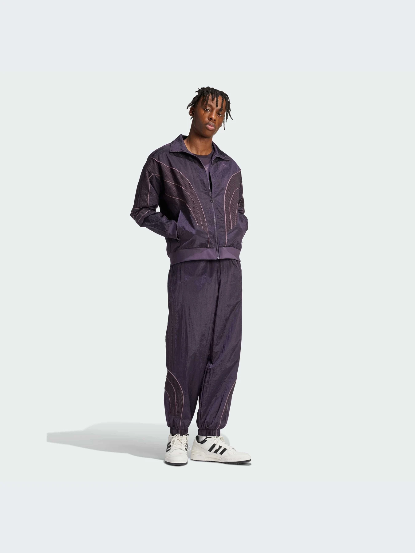 Худі та світшоти Adidas модель IZ2608 Худі та світшоти Adidas модель IZ2608 Фото