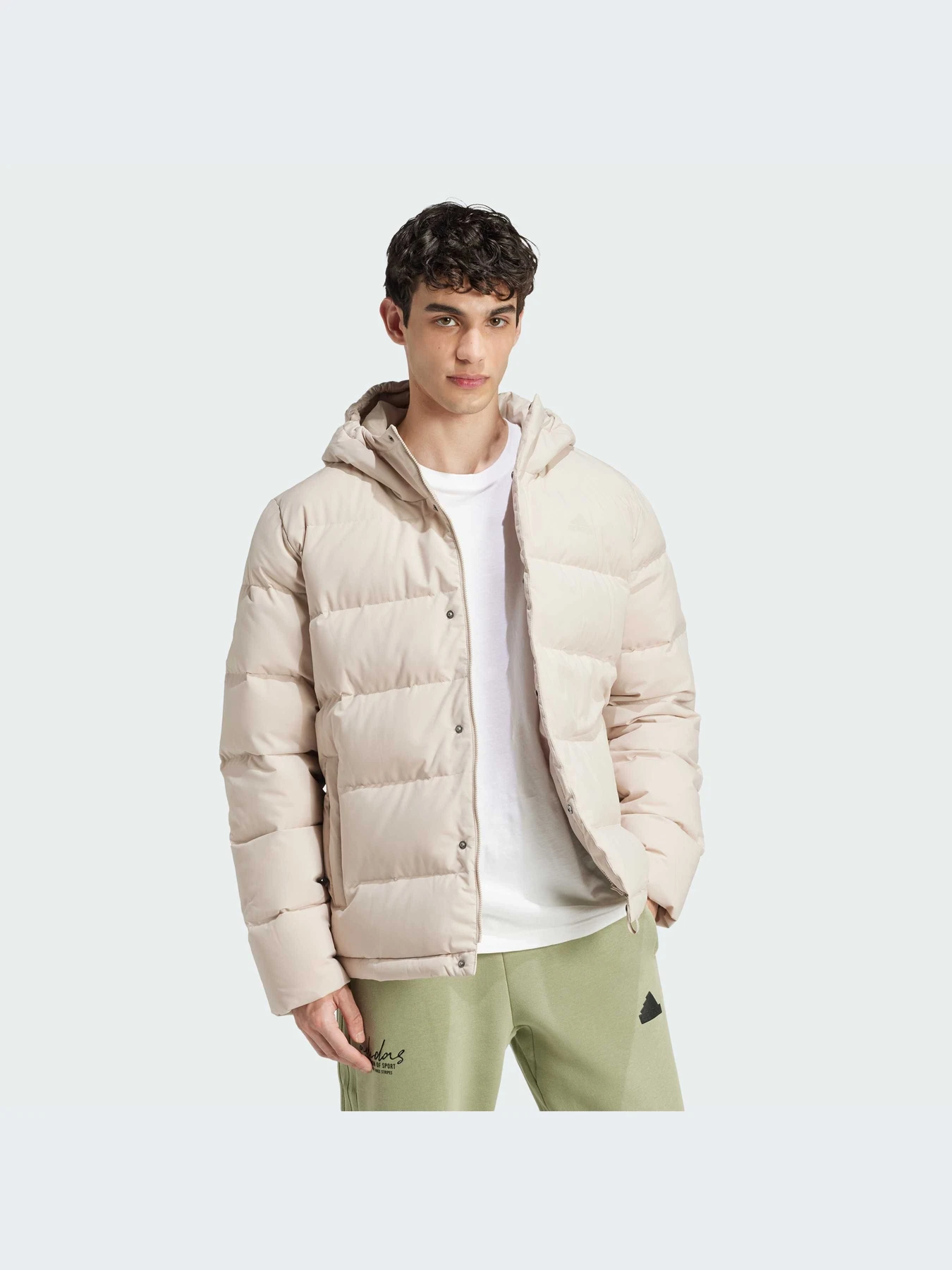 Куртки и дубленки Adidas модель IZ4702 Куртки и дубленки Adidas модель IZ4702 Фото