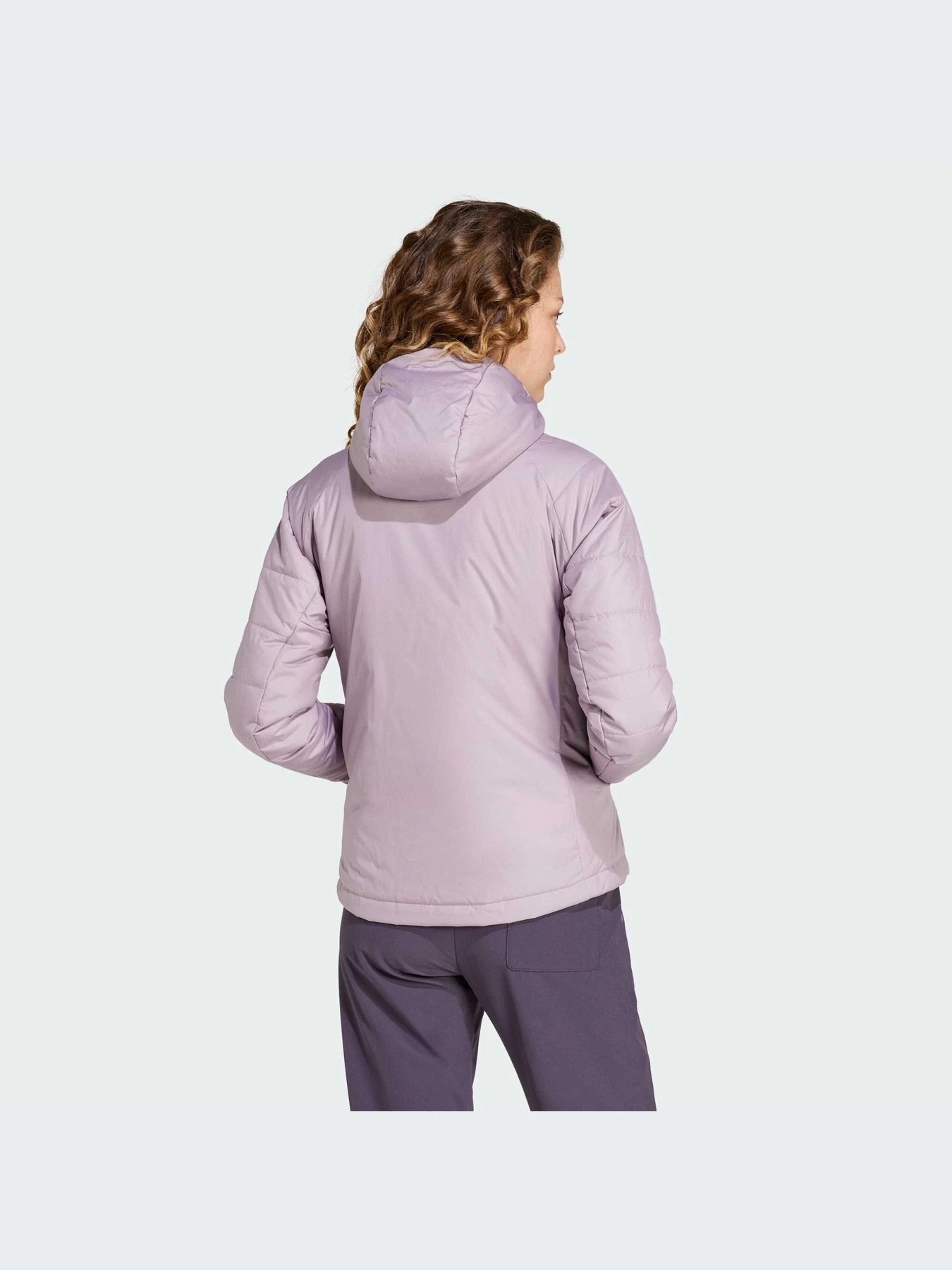 Куртки та дублянки Adidas модель IM8198 Куртки та дублянки Adidas модель IM8198 Фото