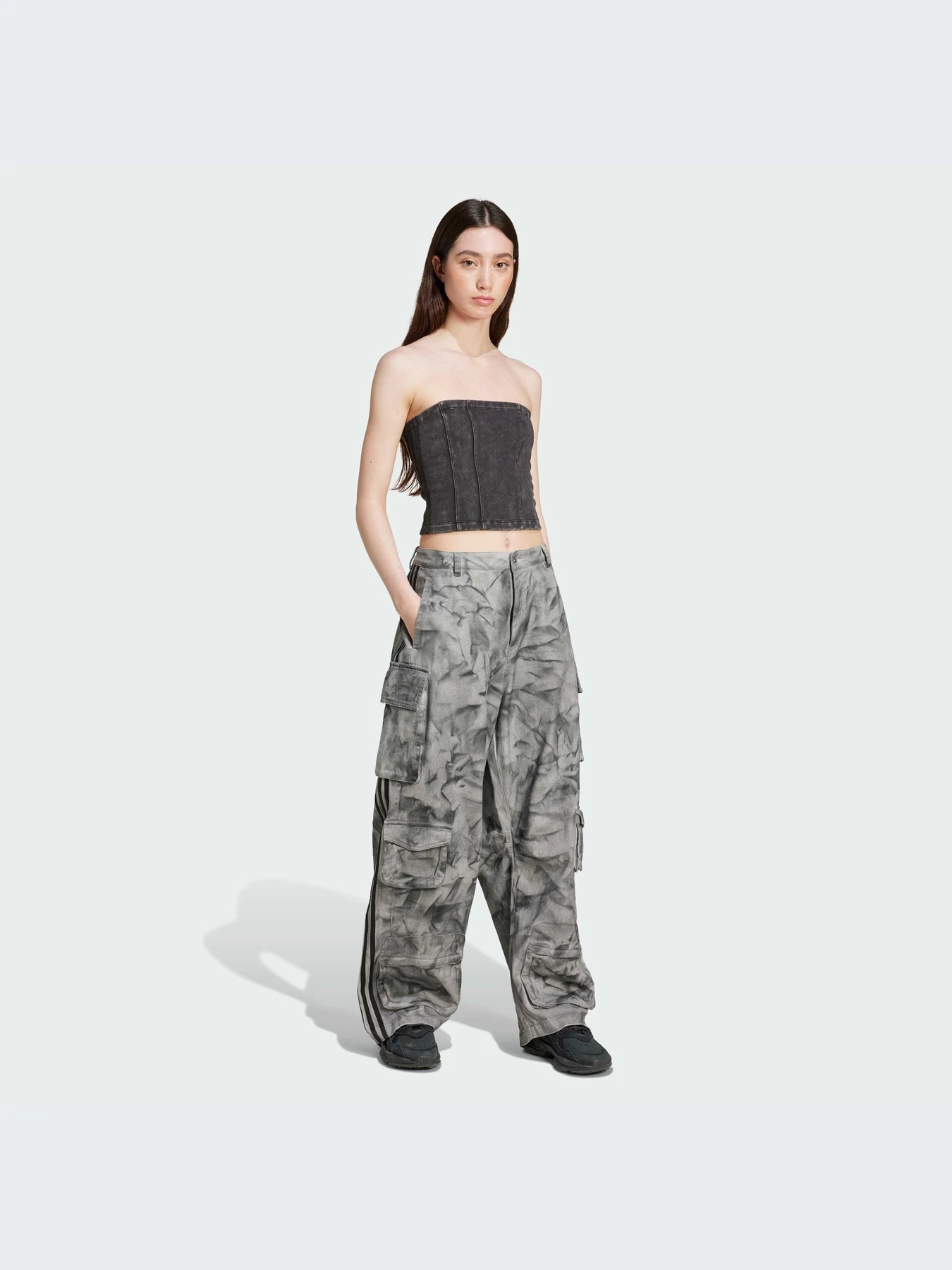 Футболки і поло Adidas модель IW5570 Футболки і поло Adidas модель IW5570 Фото