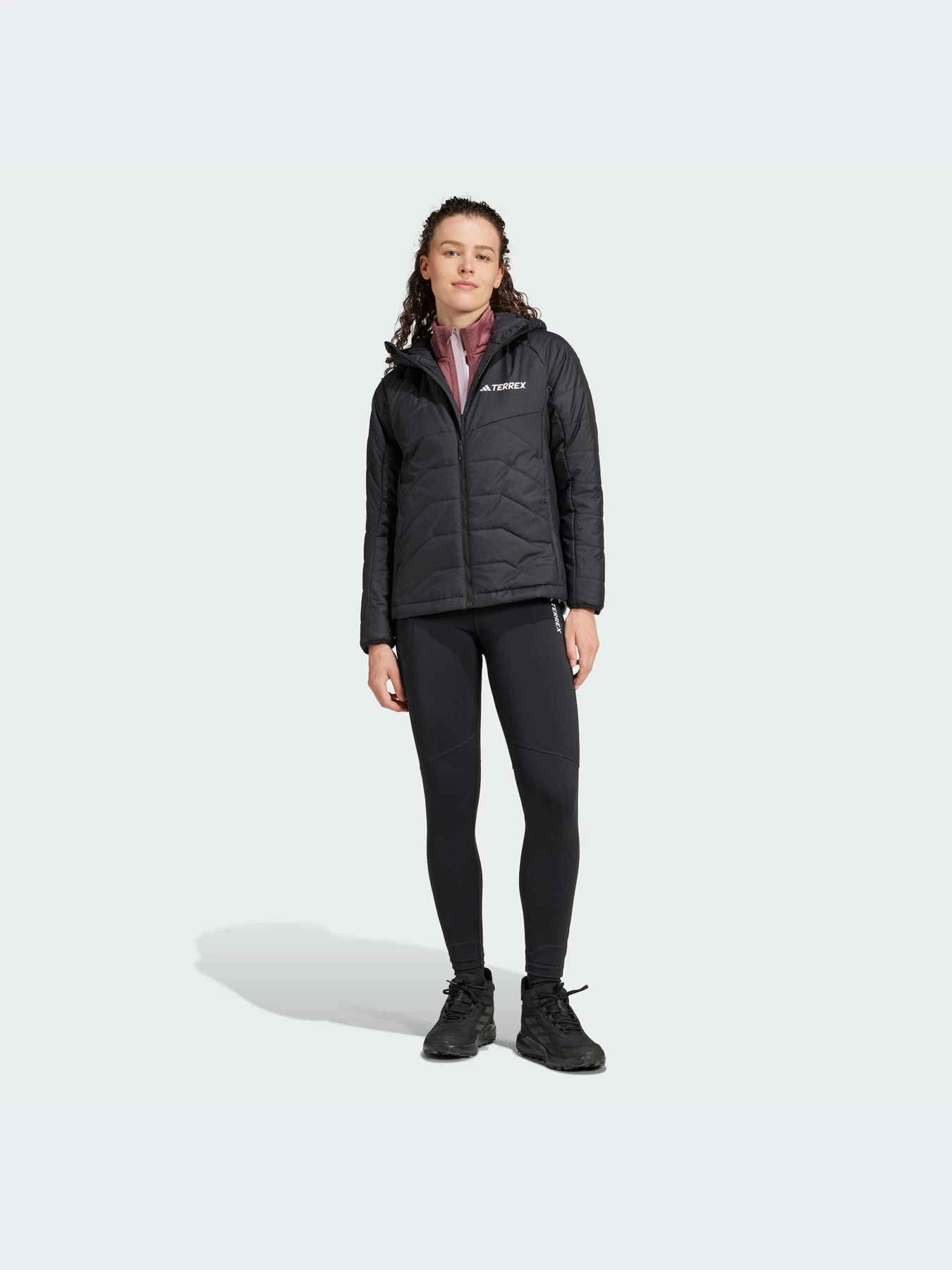 Куртки та дублянки Adidas модель IM7668 Куртки та дублянки Adidas модель IM7668 Фото