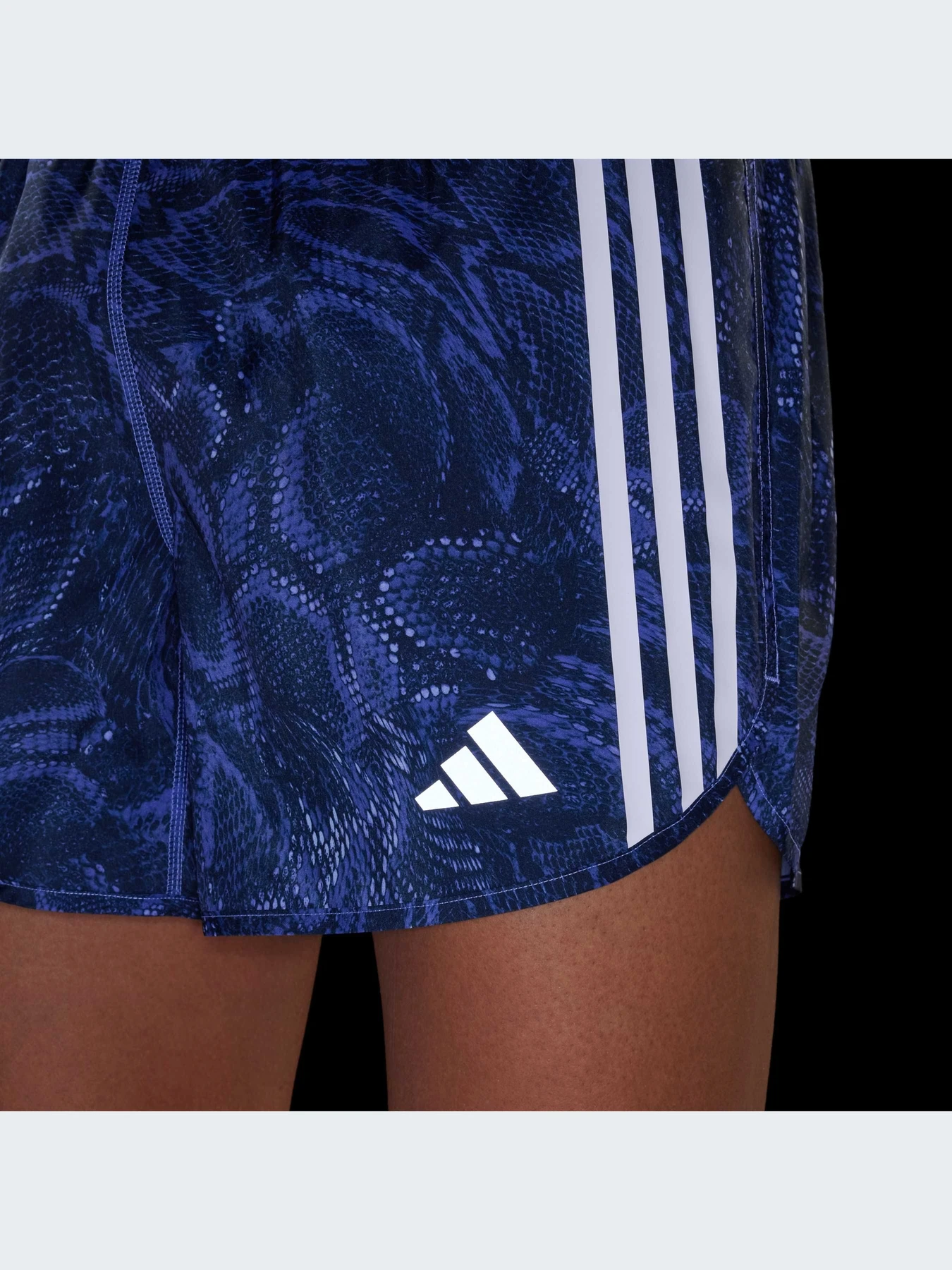 Шорты Adidas модель IV9977 Шорты Adidas модель IV9977 Фото