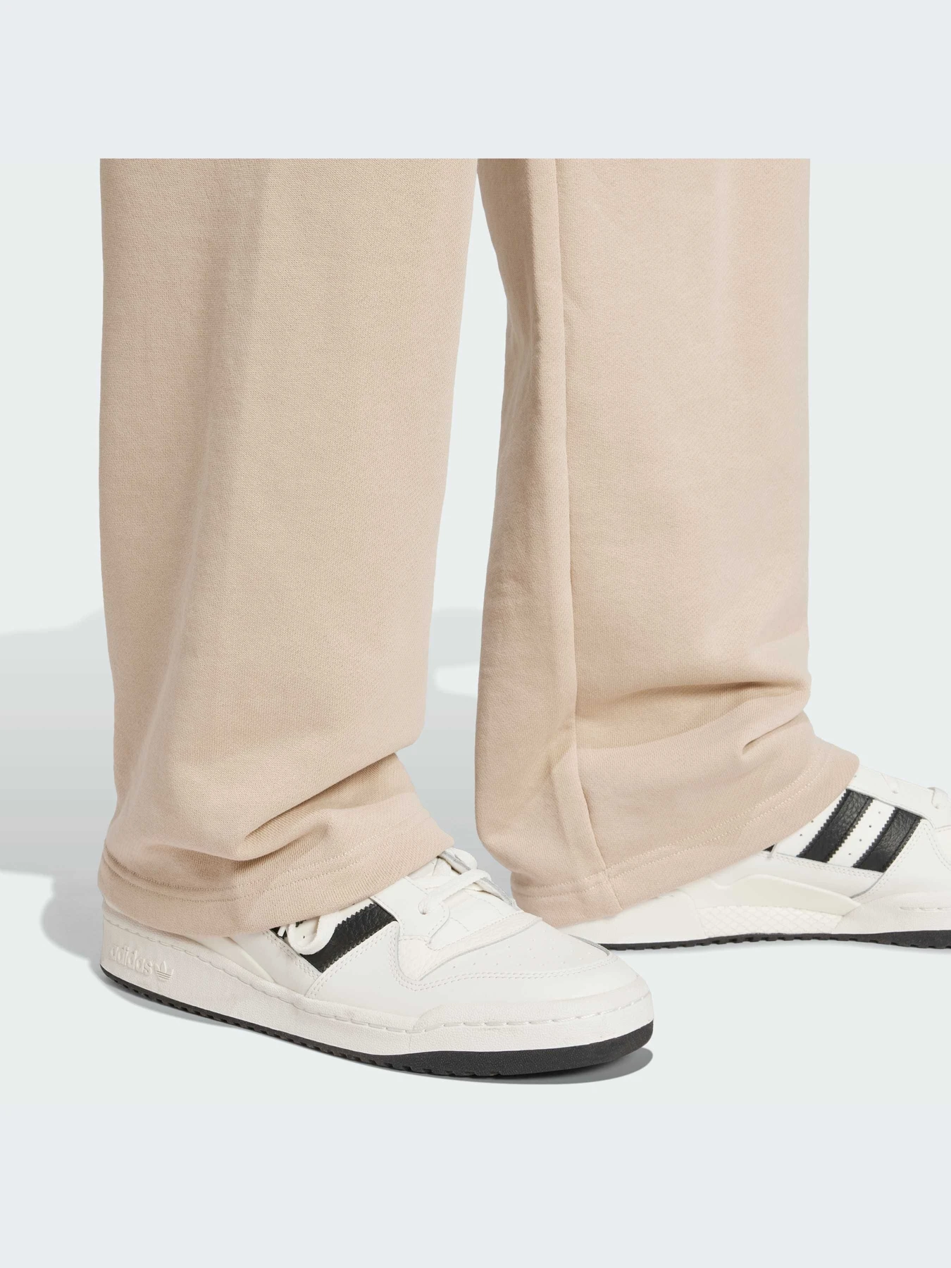 Штани Adidas Adicolor модель JJ1509 Штани Adidas Adicolor модель JJ1509 Фото
