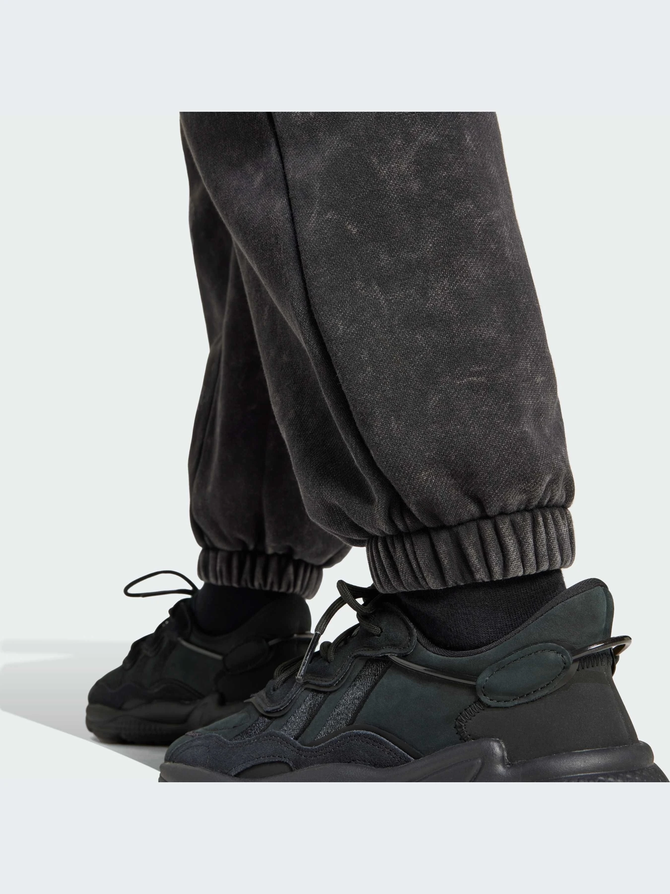 Брюки Adidas модель IW5563 Фото