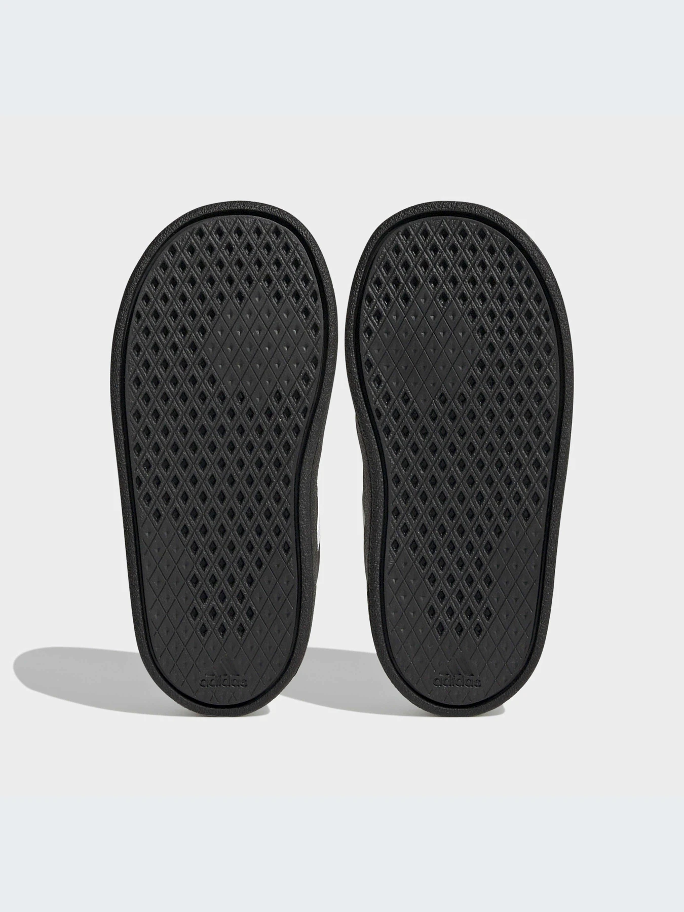Кроссовки Adidas модель HP8975 Фото
