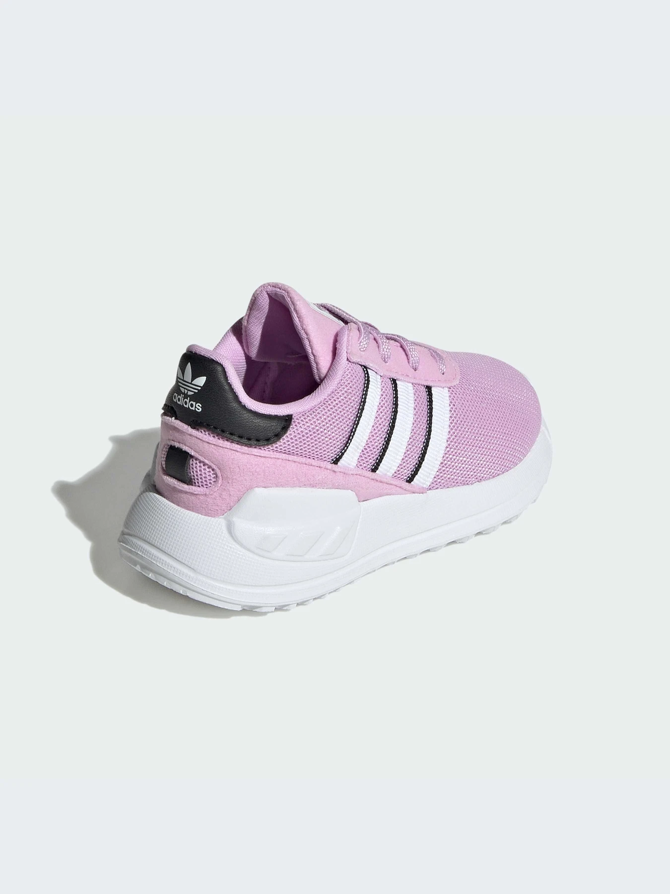 Кроссовки Adidas модель GX1908 Фото