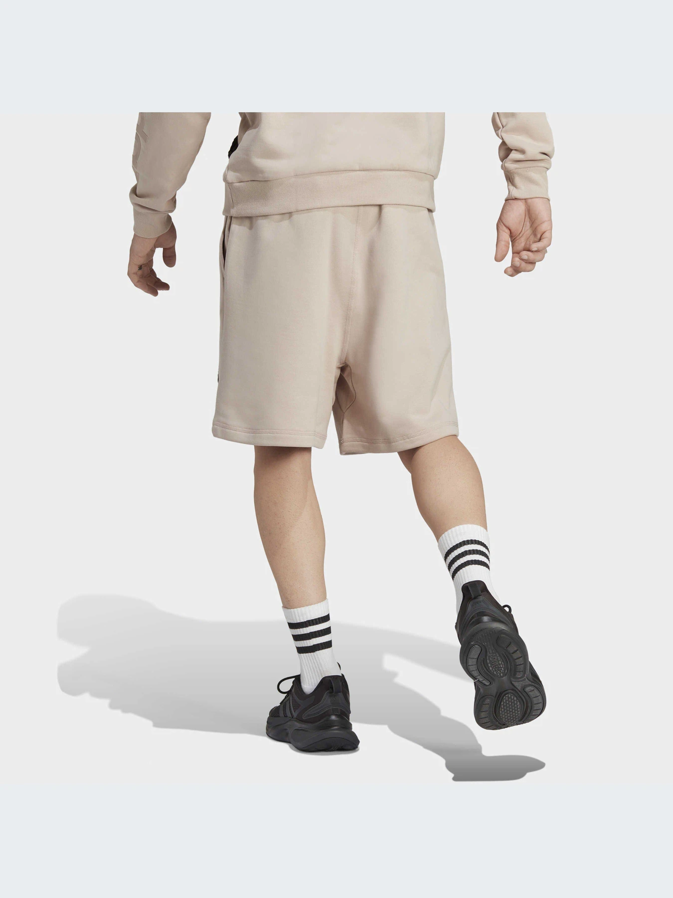 Шорты Adidas модель IA9361 Шорты Adidas модель IA9361 Фото