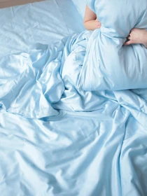 Комплект постільної білизни з тканини Сатин колір Ніжно-блакитний BedclozZzes модель 18621 Фото