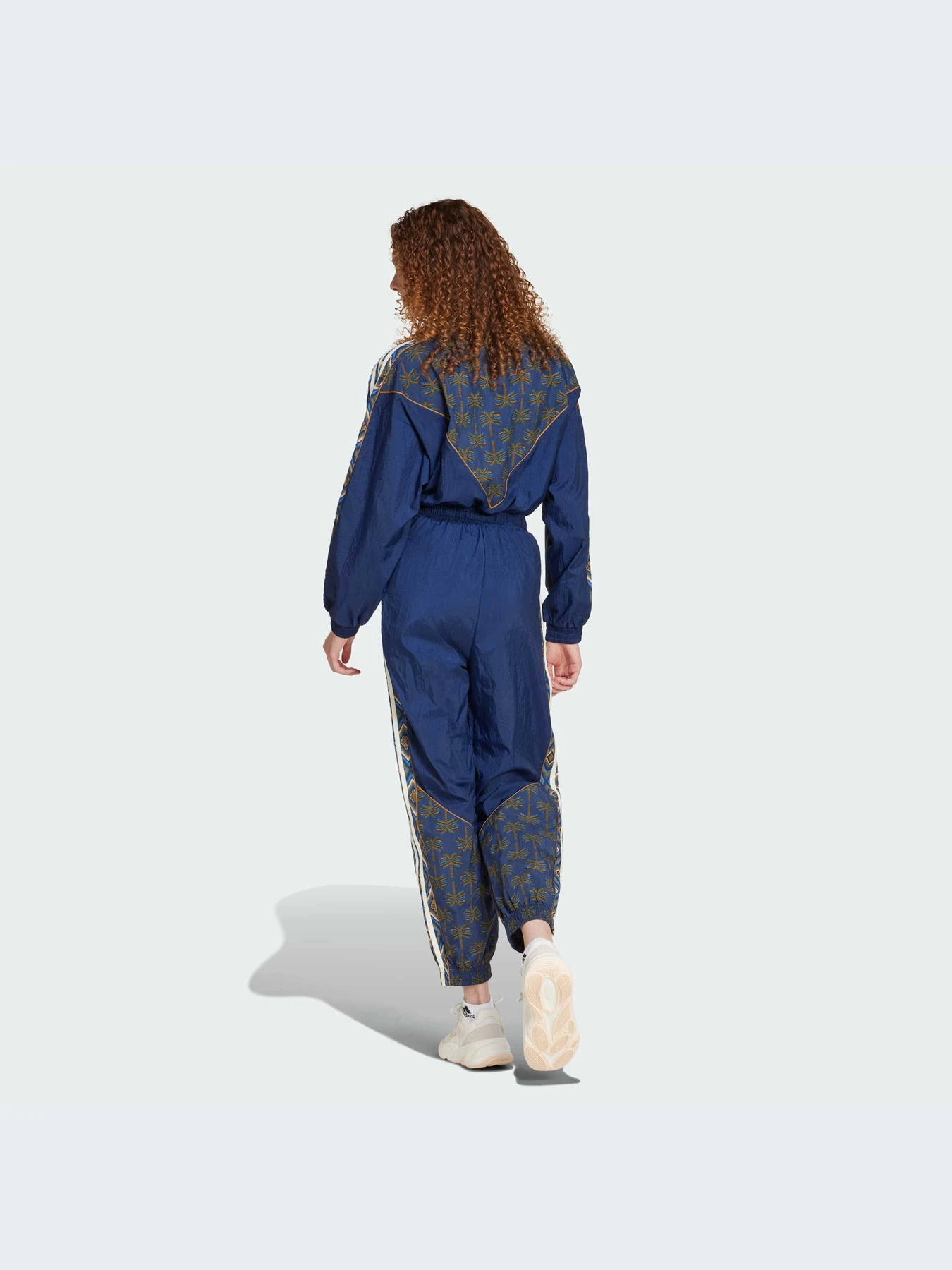 Комбинезоны Adidas модель IV9740 Комбинезоны Adidas модель IV9740 Фото