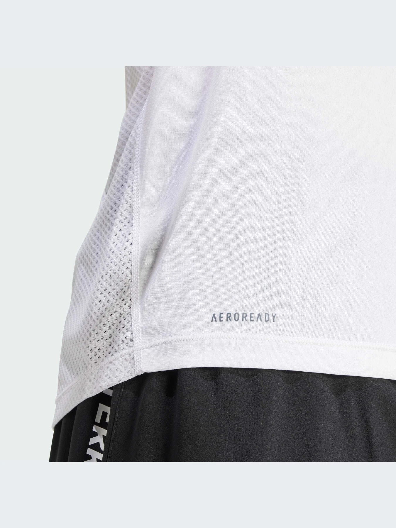 Футболки и поло Adidas модель IW6682 Футболки и поло Adidas модель IW6682 Фото