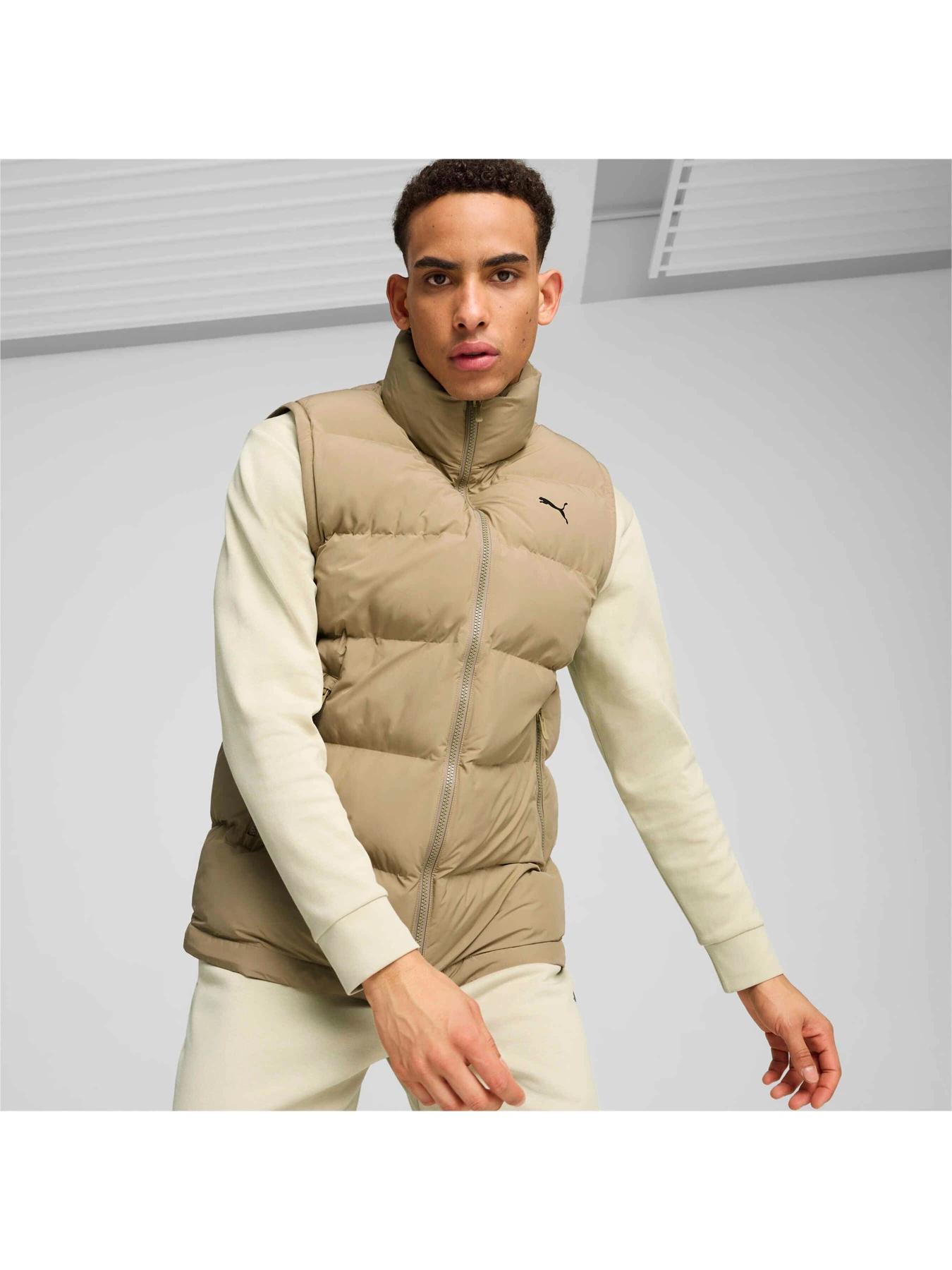 Куртки и дубленки PUMA Mono Vest модель 626468 Куртки и дубленки PUMA Mono Vest модель 626468 Фото