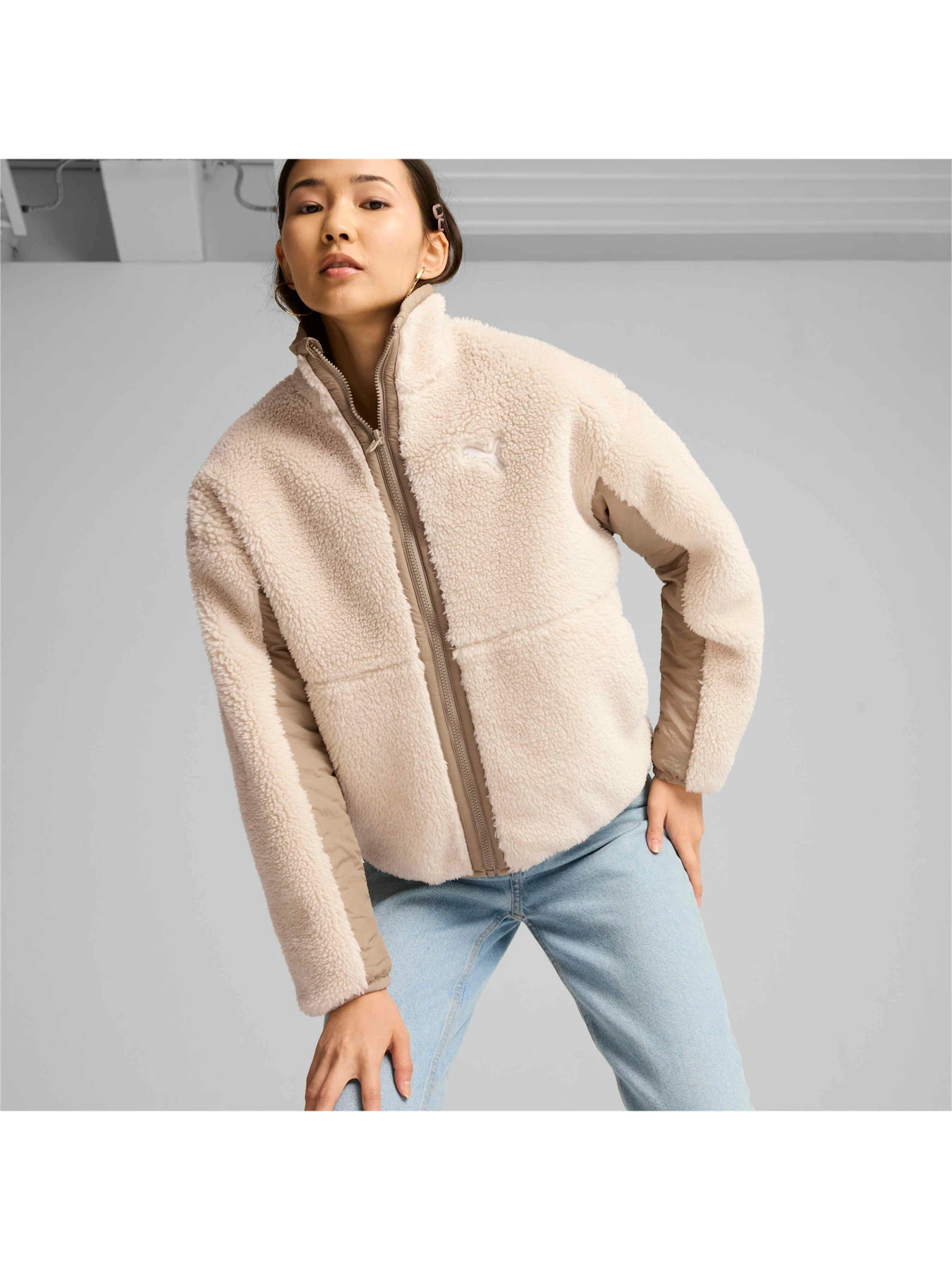 Куртки и дубленки PUMA Reversible Sherpa Jacket модель 626488 Фото