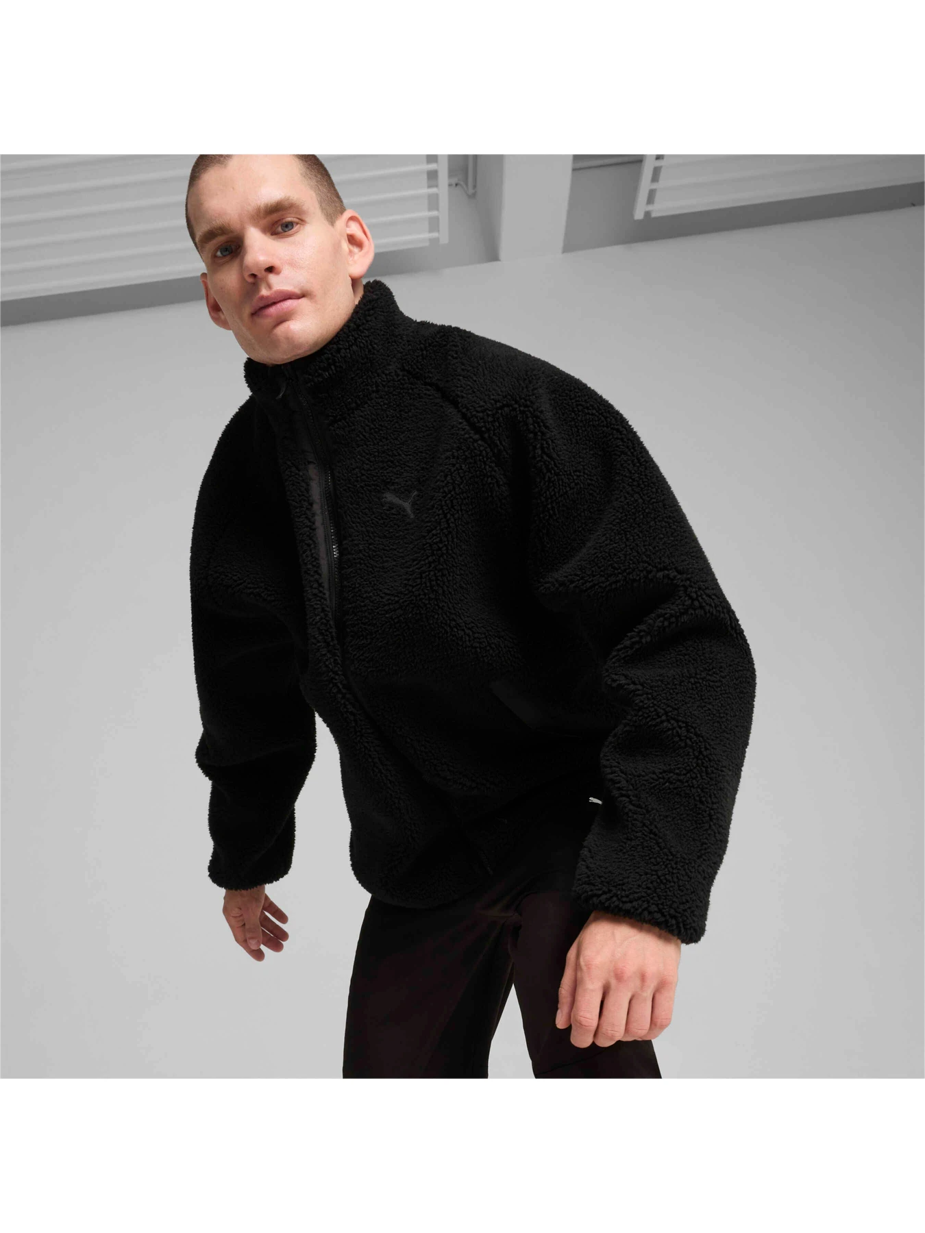 Куртки та дублянки PUMA Reversible Sherpa Jacket модель 626472 Куртки та дублянки PUMA Reversible Sherpa Jacket модель 626472 Фото