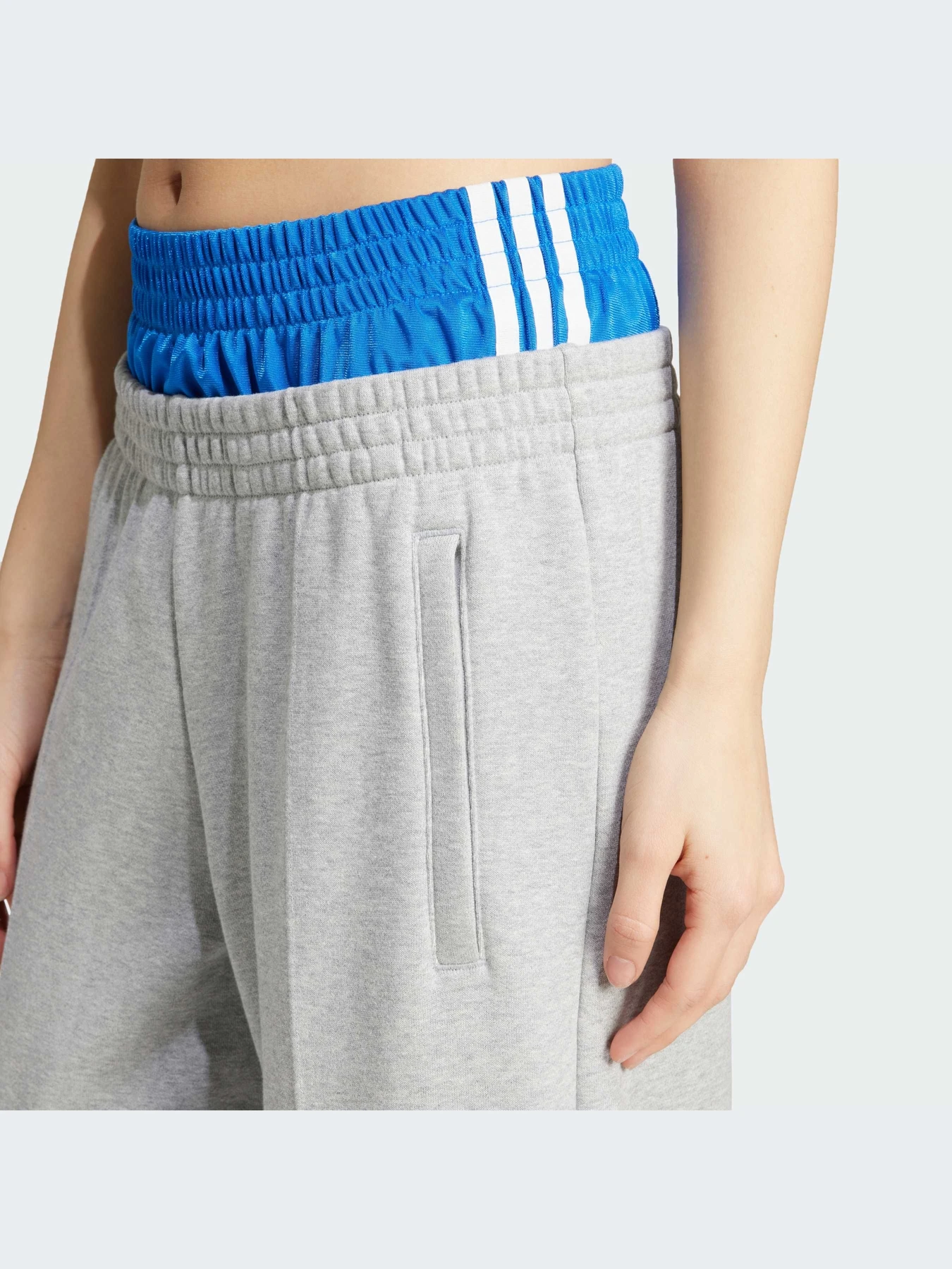 Брюки Adidas KSENIASCHNAIDER модель IW5670 Брюки Adidas KSENIASCHNAIDER модель IW5670 Фото