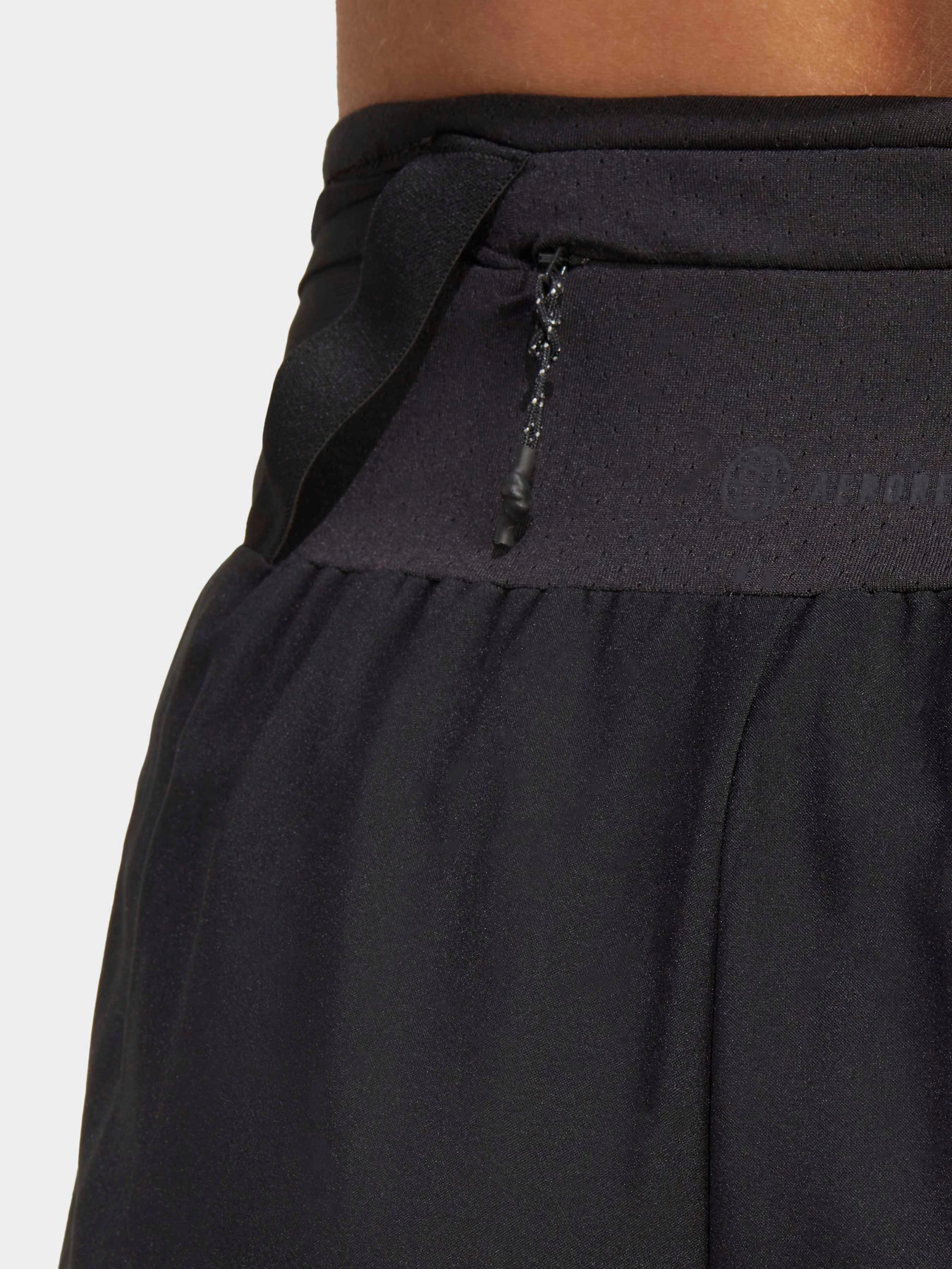 Шорты Adidas Terrex модель HT9392 Шорты Adidas Terrex модель HT9392 Фото