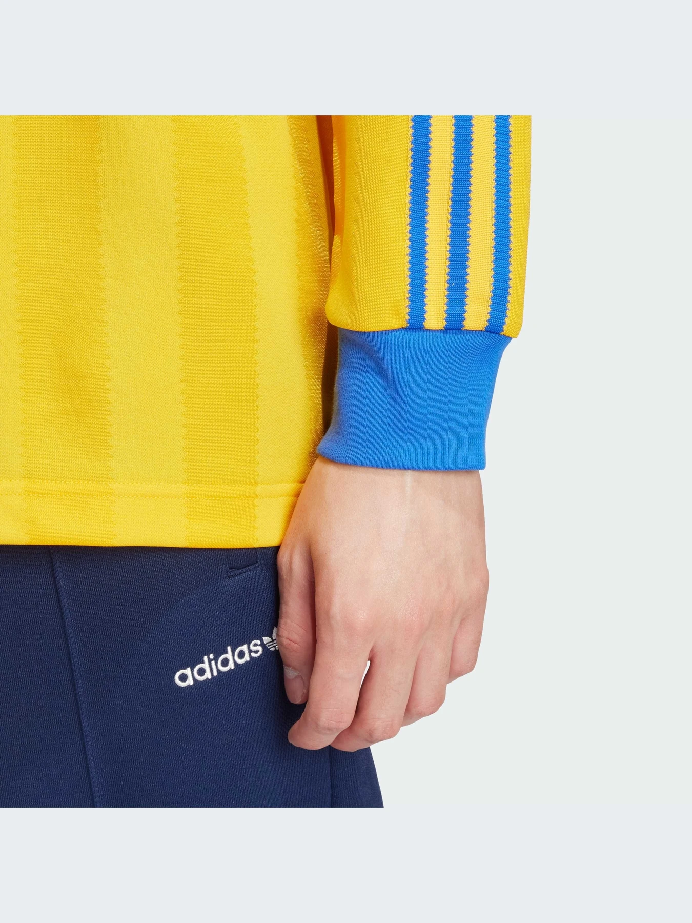 Футболки і поло Adidas модель IX9596 Фото