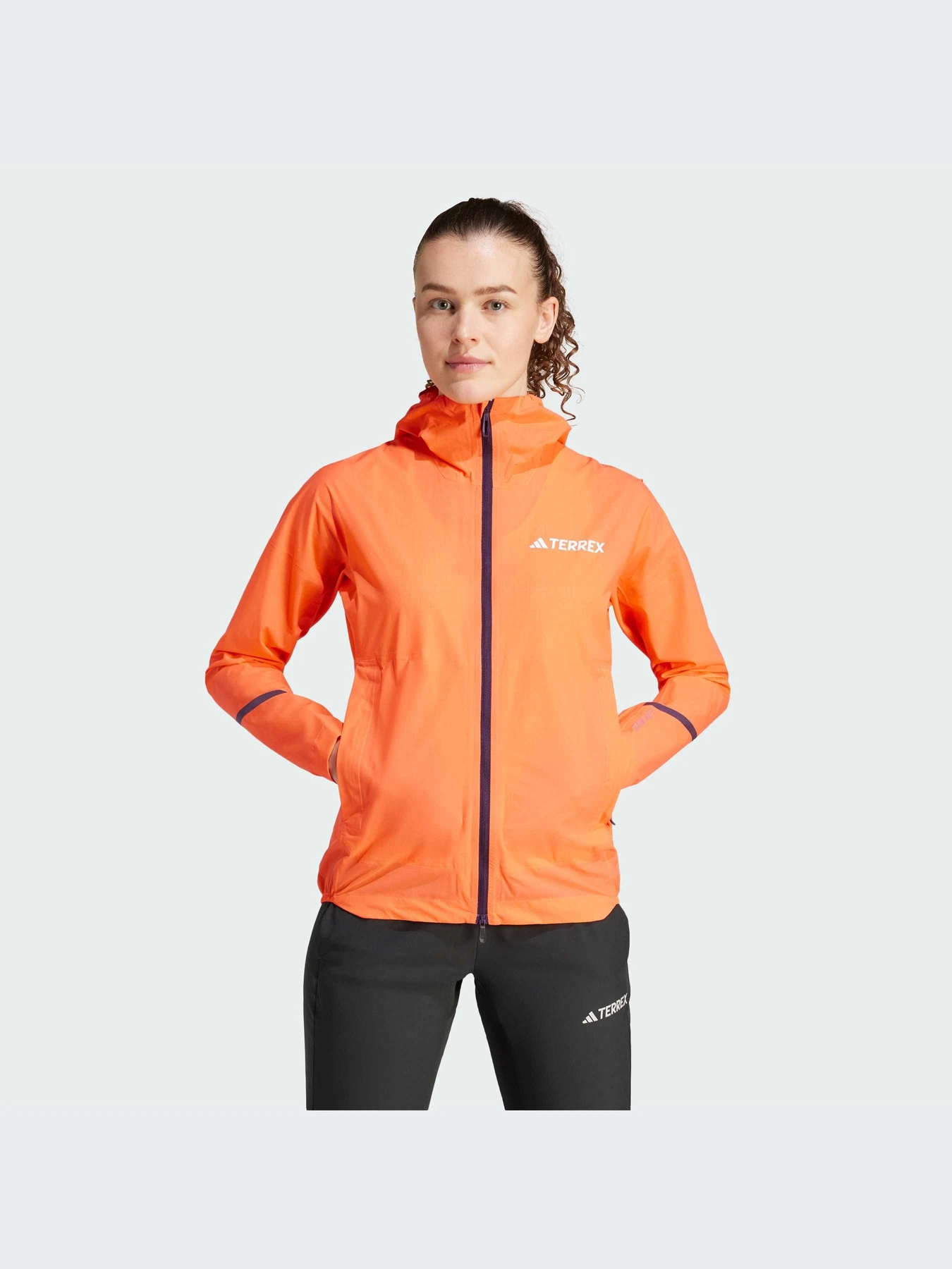 Куртки та дублянки Adidas модель IP1499 Куртки та дублянки Adidas модель IP1499 Фото