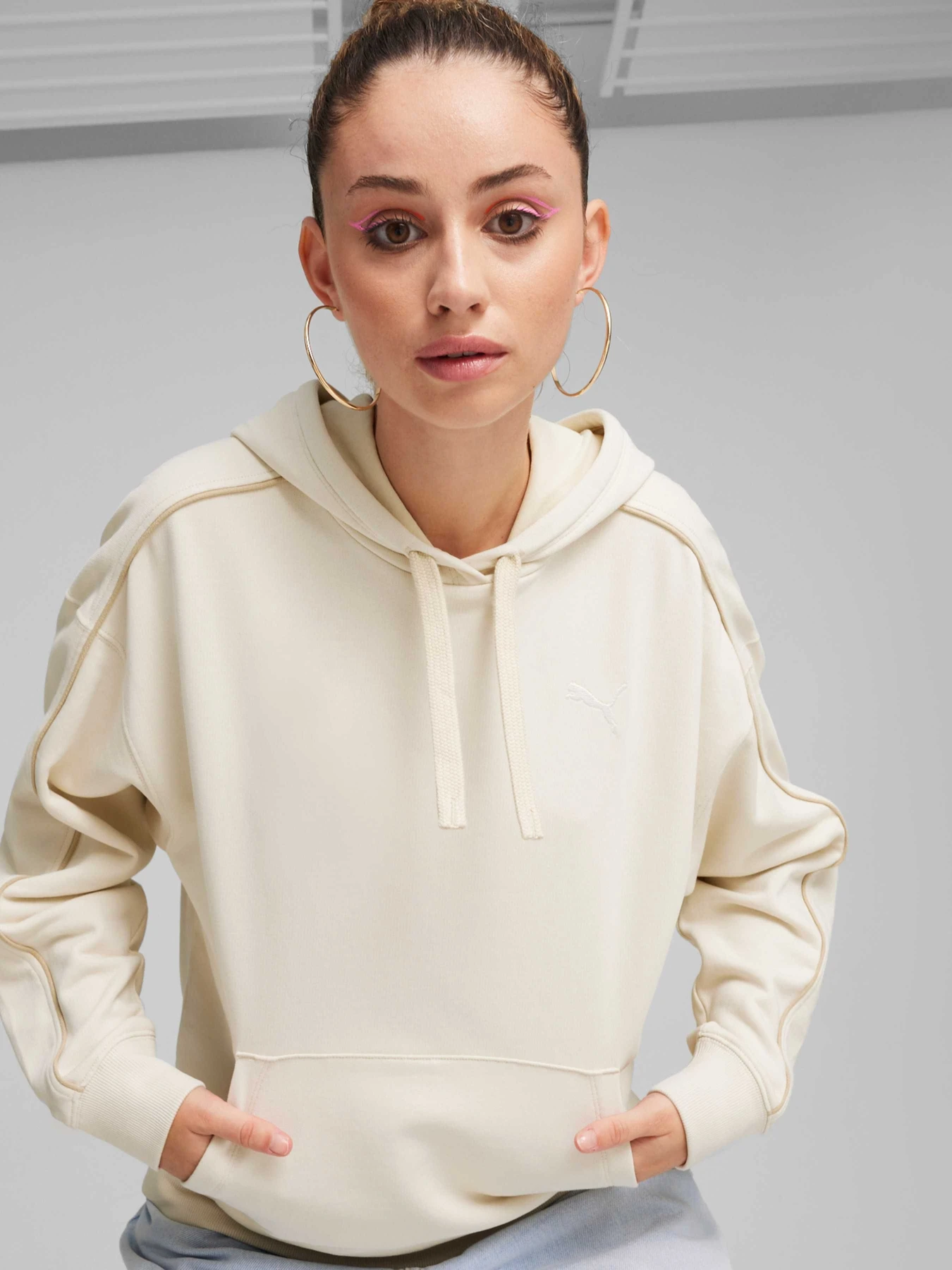 Худи и свитшоты PUMA Her Hoodie Tr модель 677885 Фото