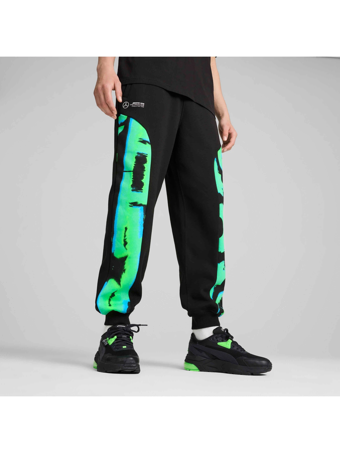 Брюки PUMA Mapf1 Neon Energy Swtpant Cc модель 627576 Брюки PUMA Mapf1 Neon Energy Swtpant Cc модель 627576 Фото