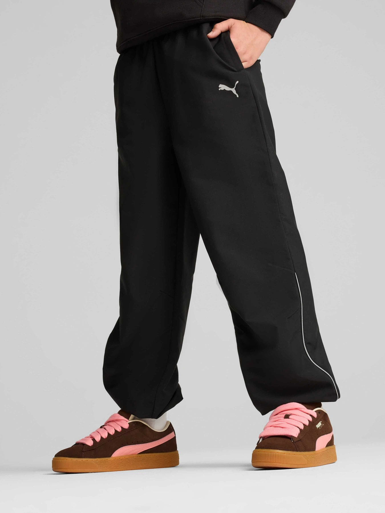 Брюки PUMA Martian Sunset Woven Pants модель 626464 Брюки PUMA Martian Sunset Woven Pants модель 626464 Фото