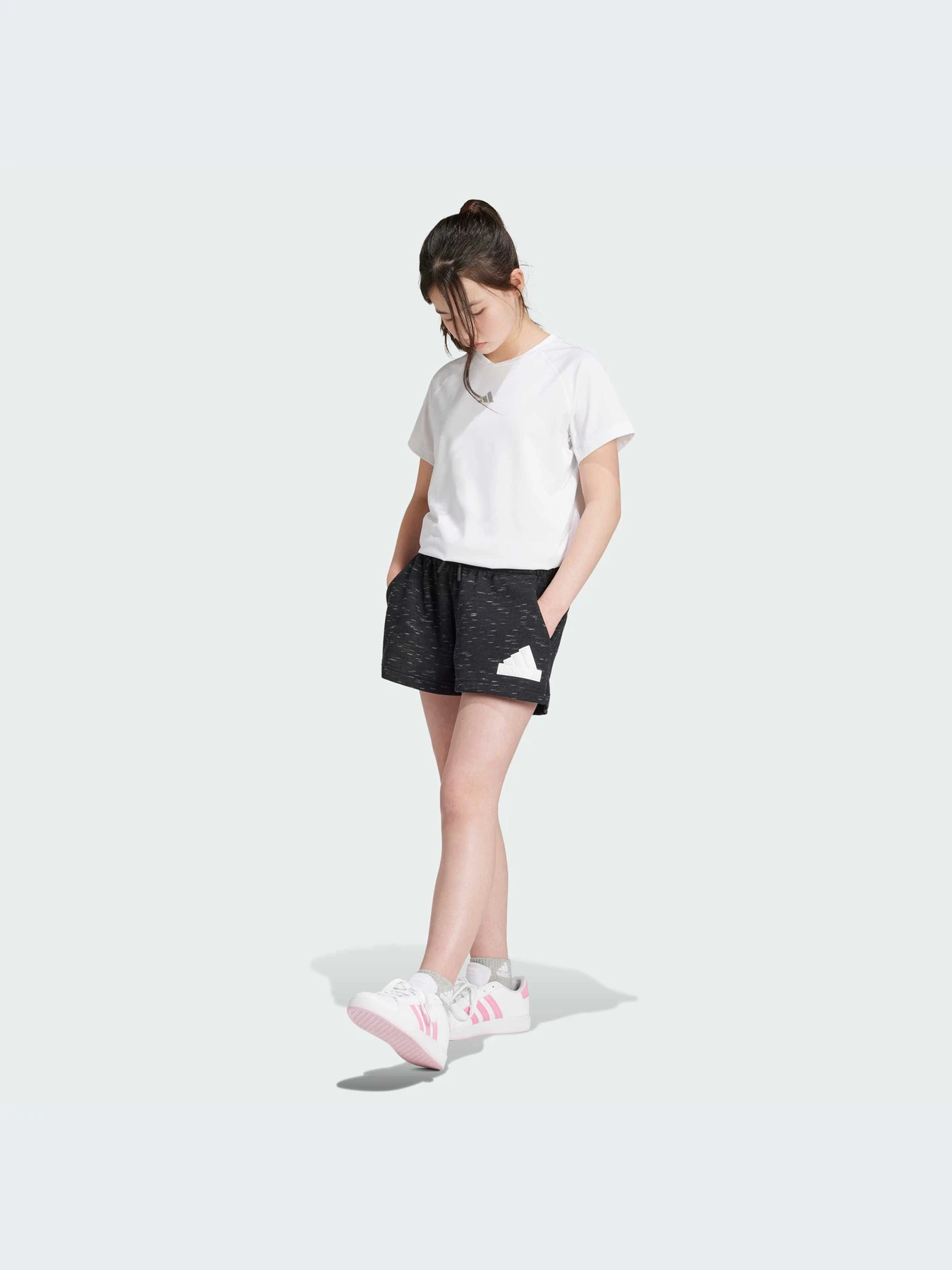 Шорти Adidas модель IN6947 Фото
