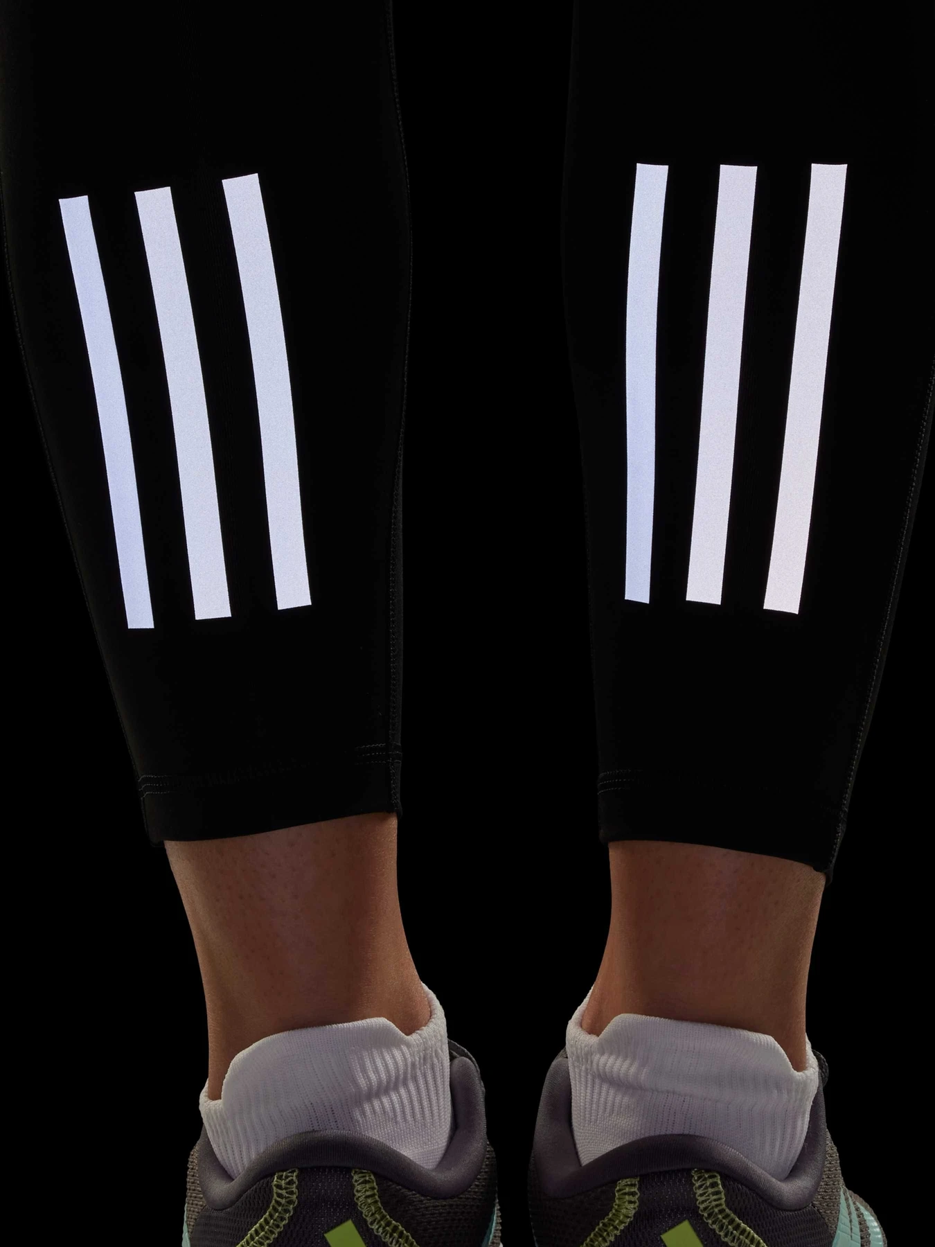 Брюки Adidas Supernova модель IS9907 Брюки Adidas Supernova модель IS9907 Фото