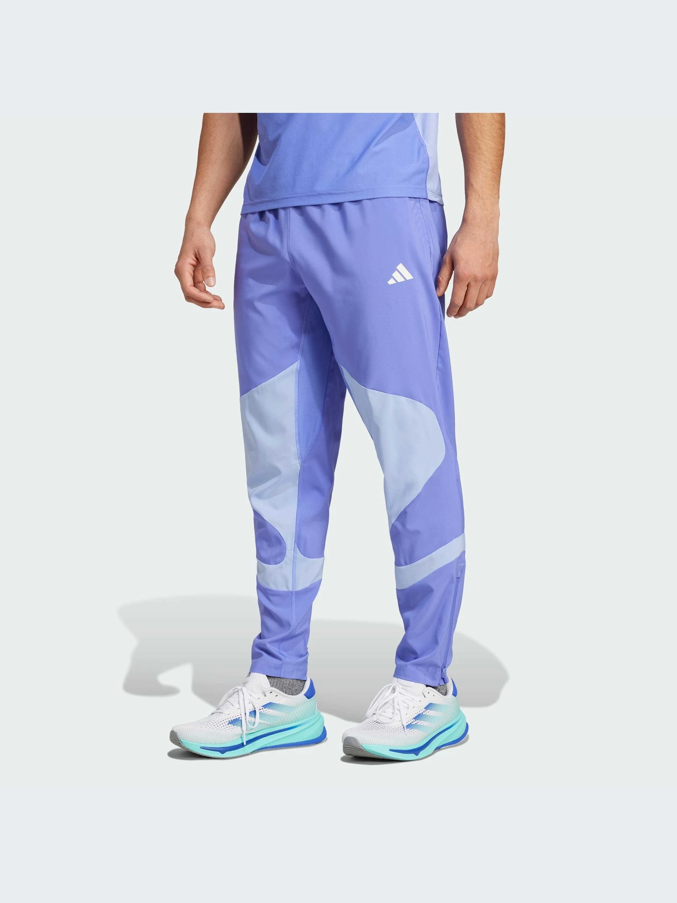 Брюки Adidas модель IV5415 Брюки Adidas модель IV5415 Фото