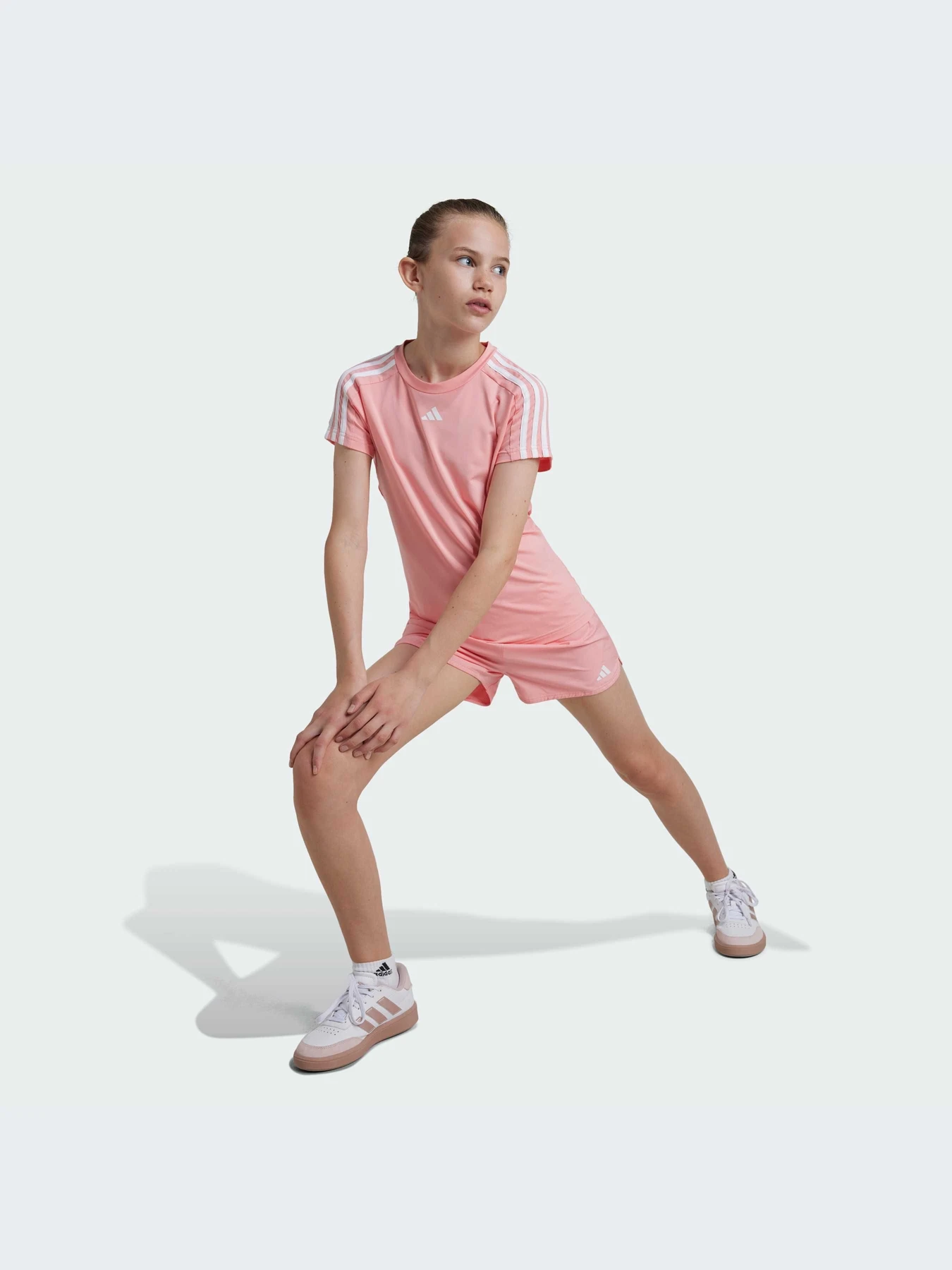 Футболки и поло Adidas модель IV9600 Футболки и поло Adidas модель IV9600 Фото