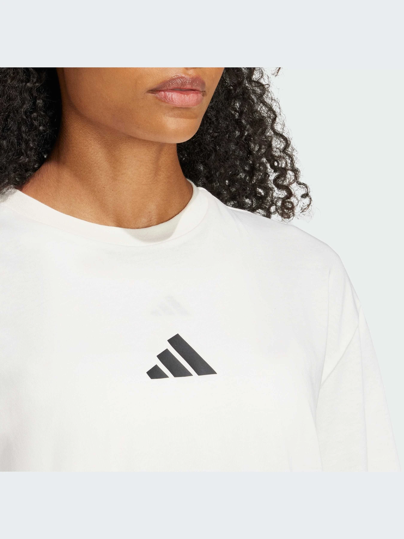 Футболки и поло Adidas модель IW0136 Футболки и поло Adidas модель IW0136 Фото