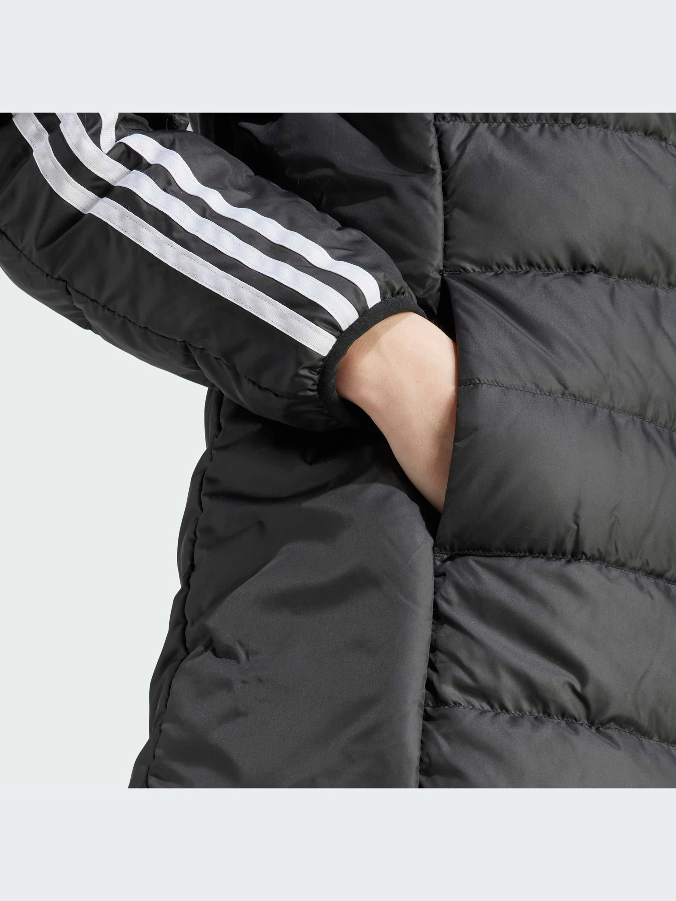 Куртки и дубленки Adidas модель HZ4428 Фото