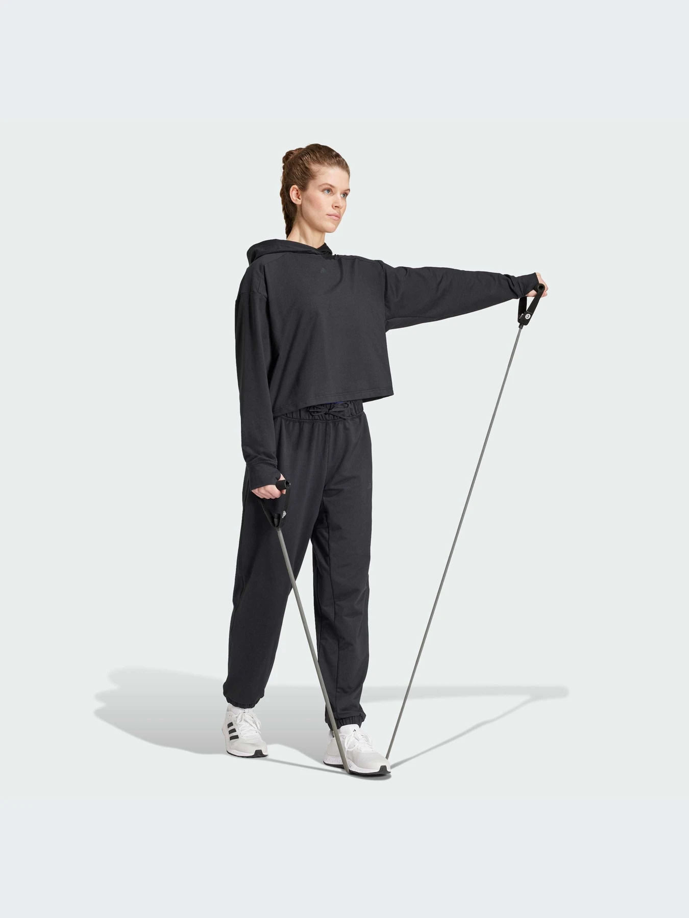 Худи и свитшоты Adidas модель IV9219 Худи и свитшоты Adidas модель IV9219 Фото