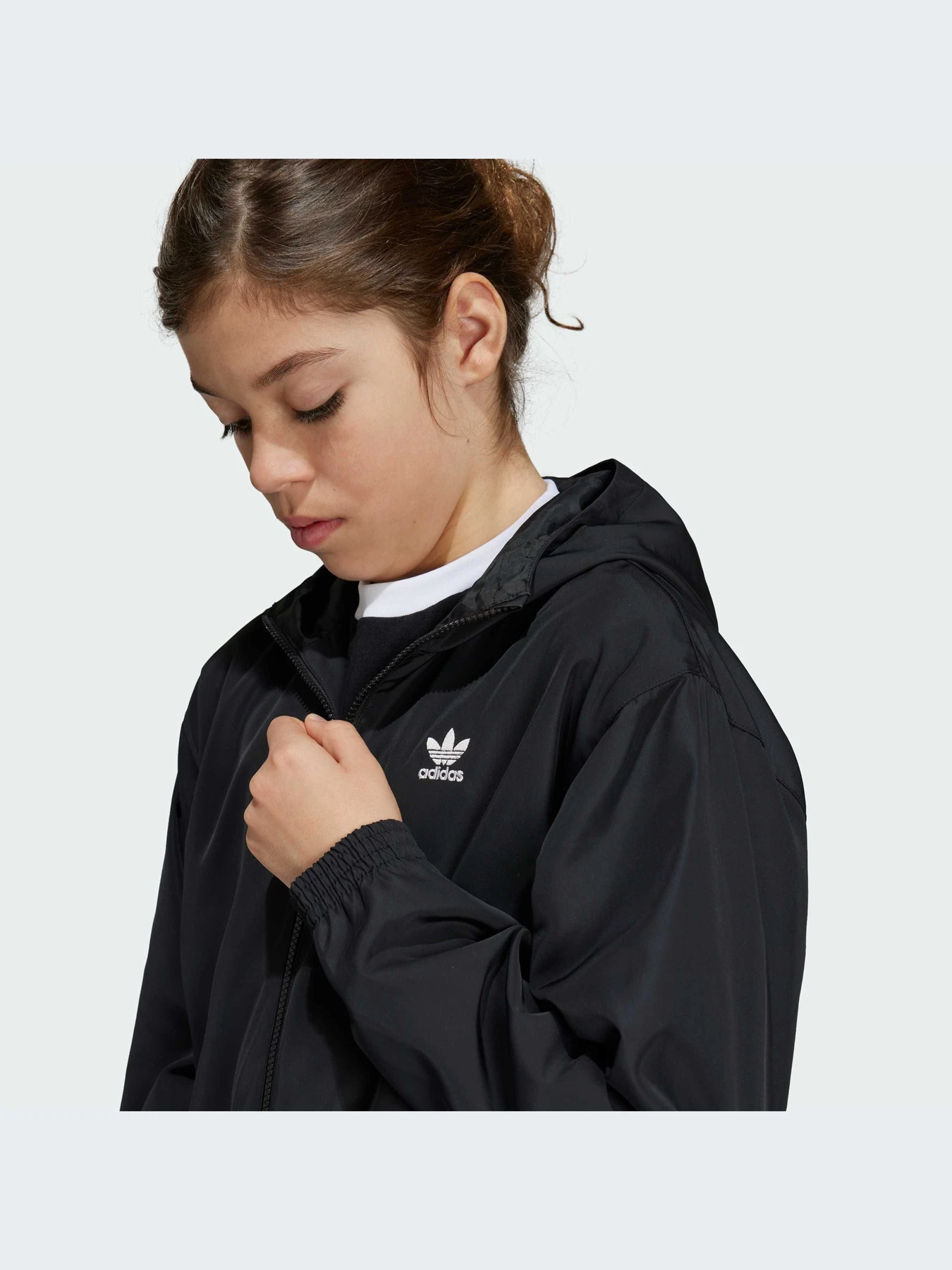 Куртки и дубленки Adidas Adicolor модель IY9781 Куртки и дубленки Adidas Adicolor модель IY9781 Фото