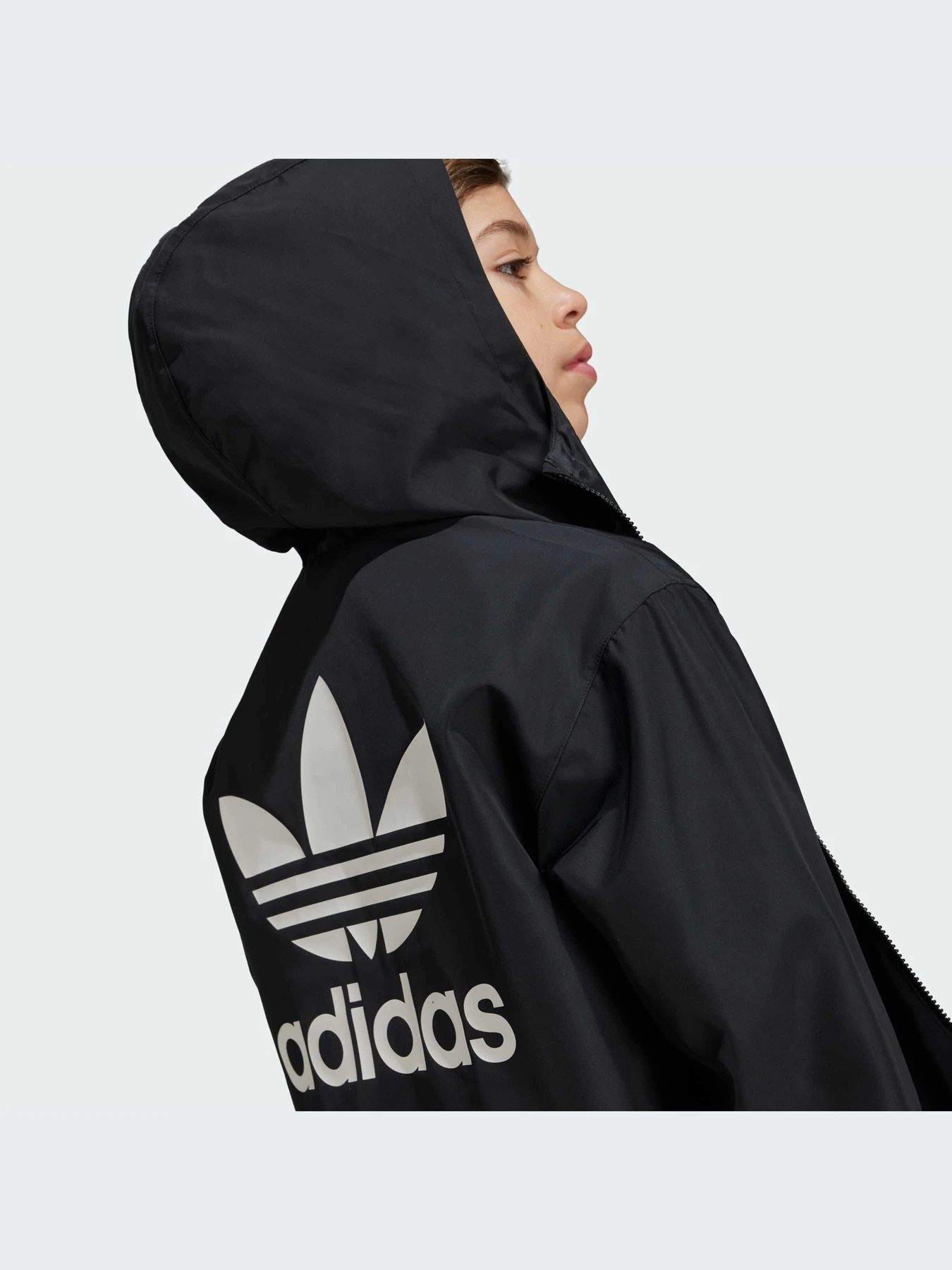 Куртки и дубленки Adidas Adicolor модель IY9781 Куртки и дубленки Adidas Adicolor модель IY9781 Фото