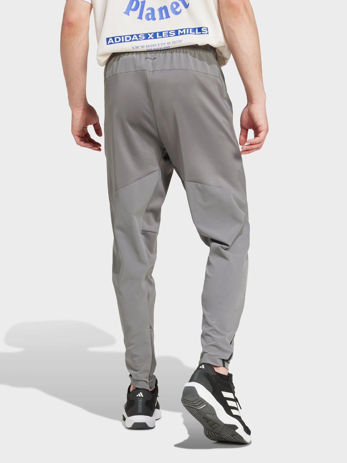 Брюки Adidas Clima модель IY1124 Брюки Adidas Clima модель IY1124 Фото