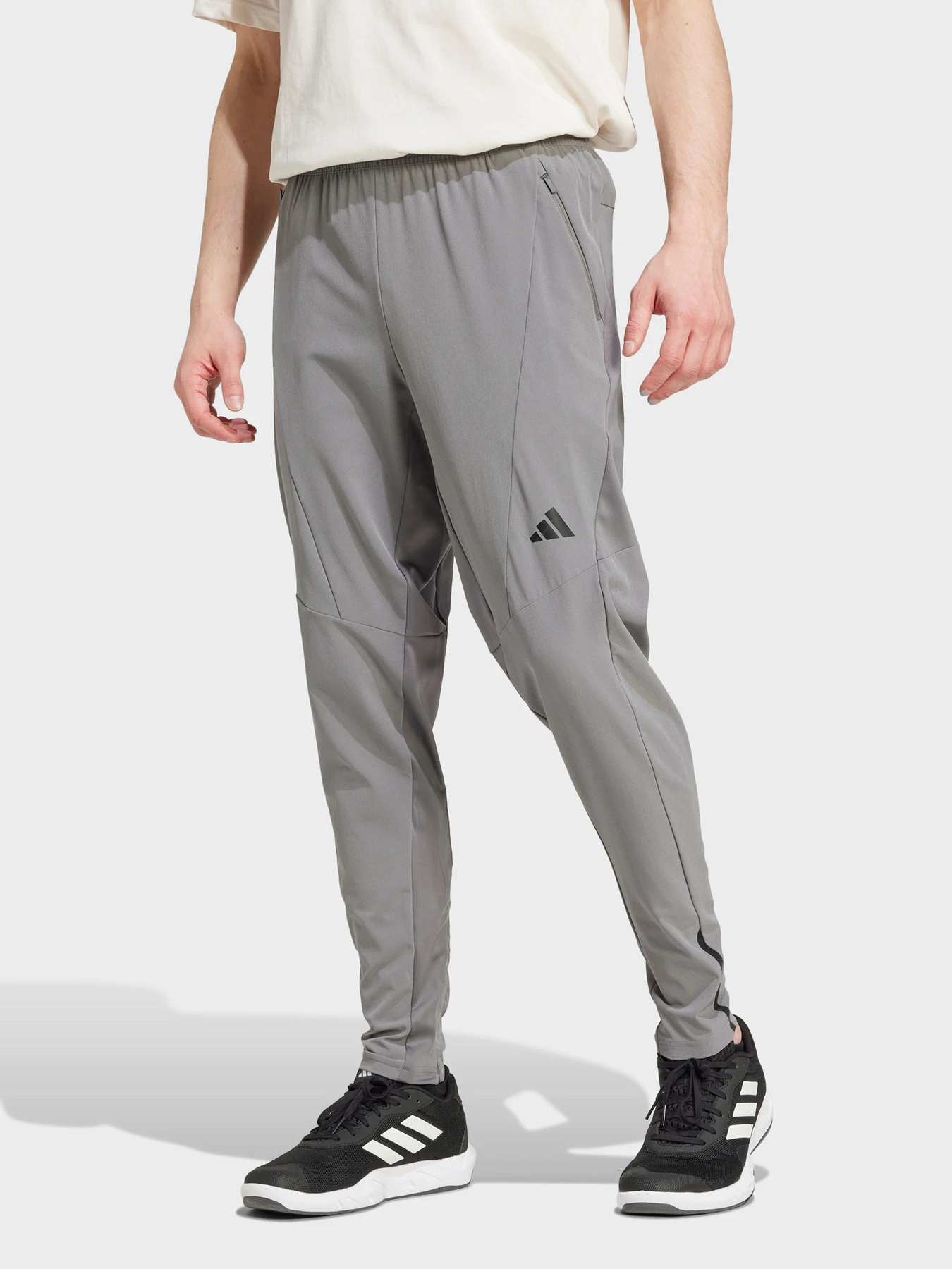 Брюки Adidas Clima модель IY1124 Брюки Adidas Clima модель IY1124 Фото