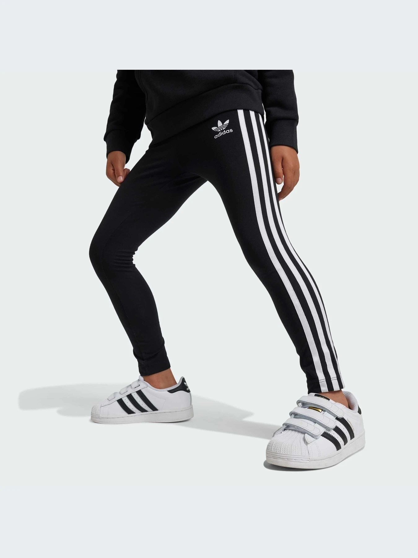 Костюмы Adidas Adicolor модель IY2439 Фото