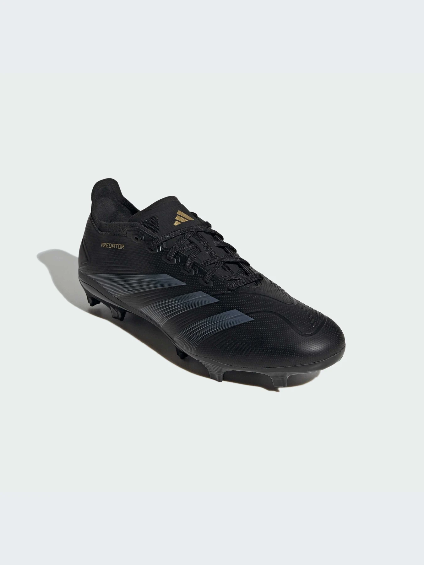 Кросівки Adidas Predator модель IF6347 Кросівки Adidas Predator модель IF6347 Фото