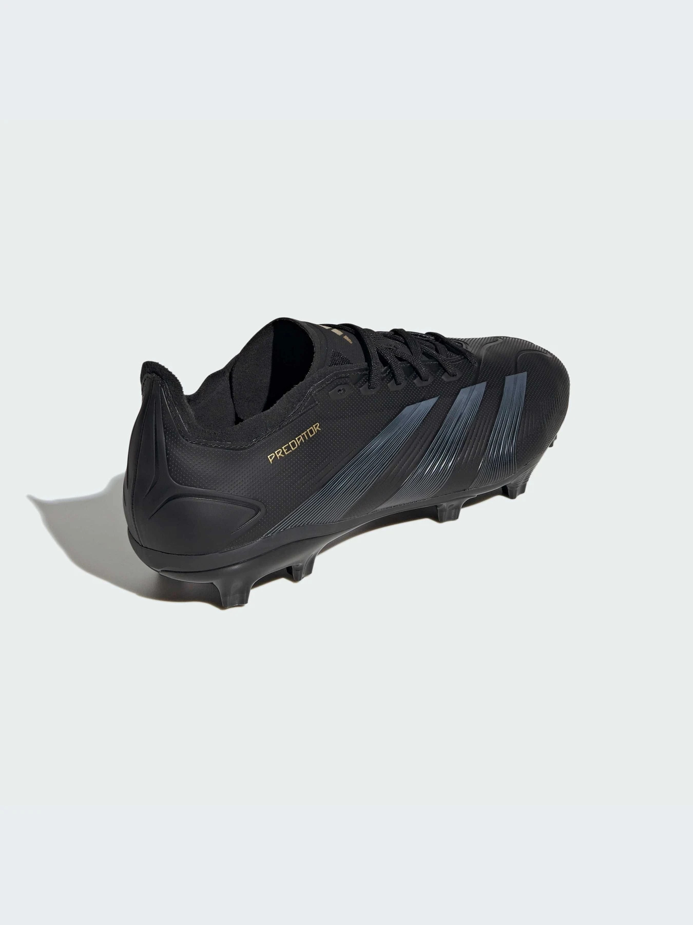 Кросівки Adidas Predator модель IF6347 Кросівки Adidas Predator модель IF6347 Фото