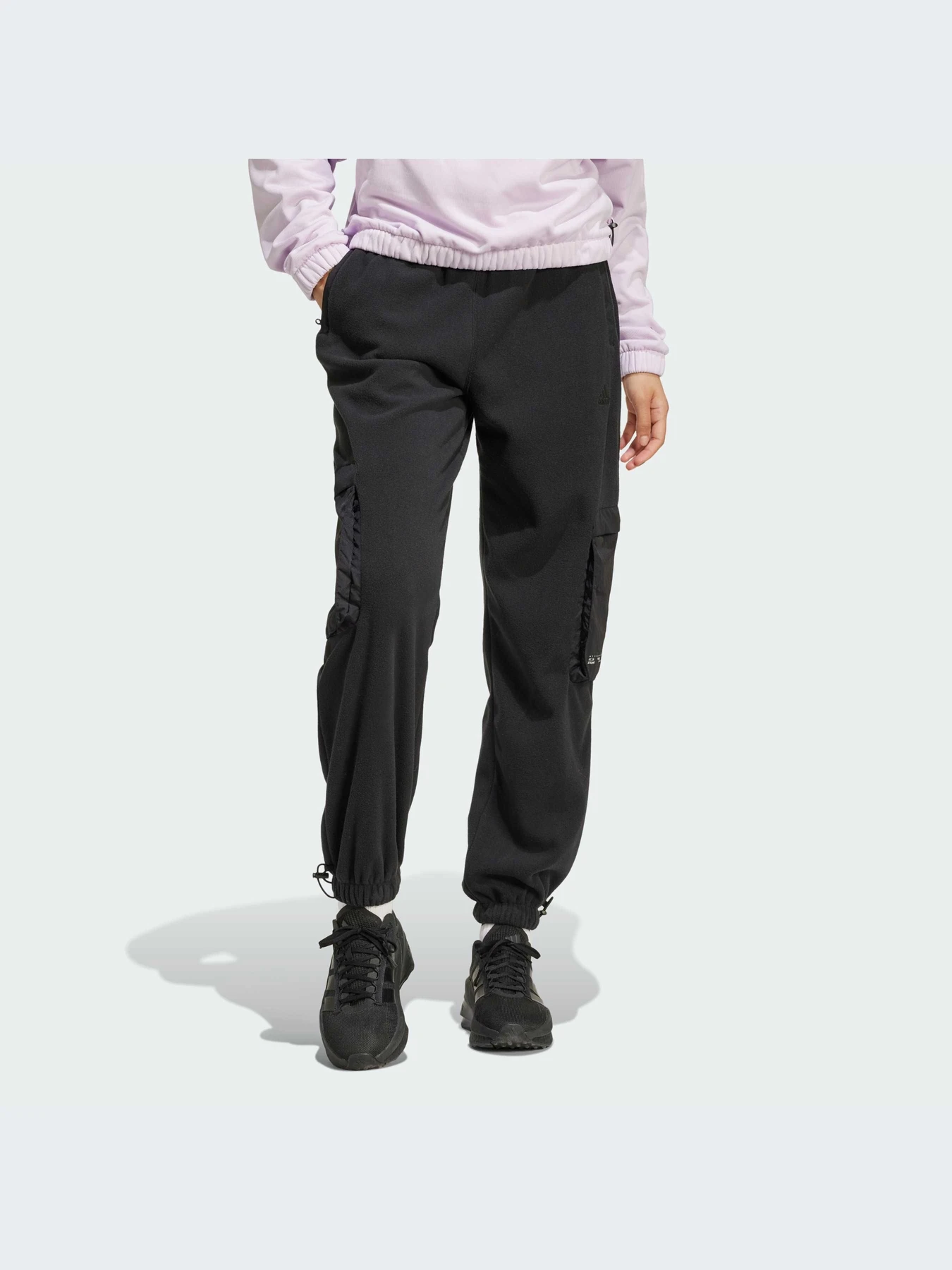 Брюки Adidas модель IV7522 Брюки Adidas модель IV7522 Фото