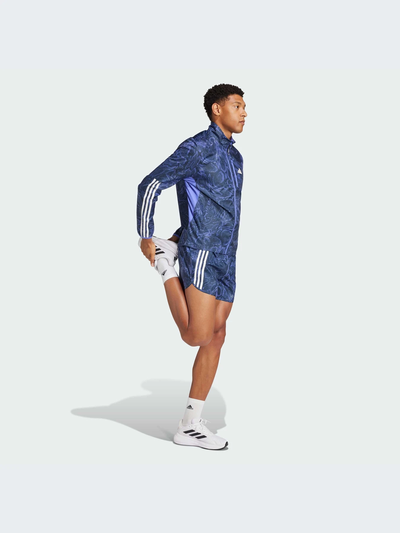 Куртки та дублянки Adidas модель IV9979 Куртки та дублянки Adidas модель IV9979 Фото