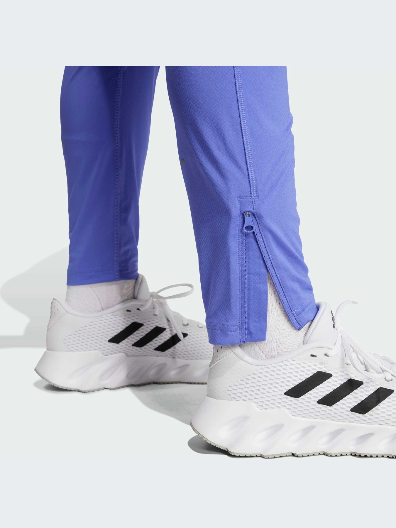 Брюки Adidas 3 Stripes модель IV9996 Фото