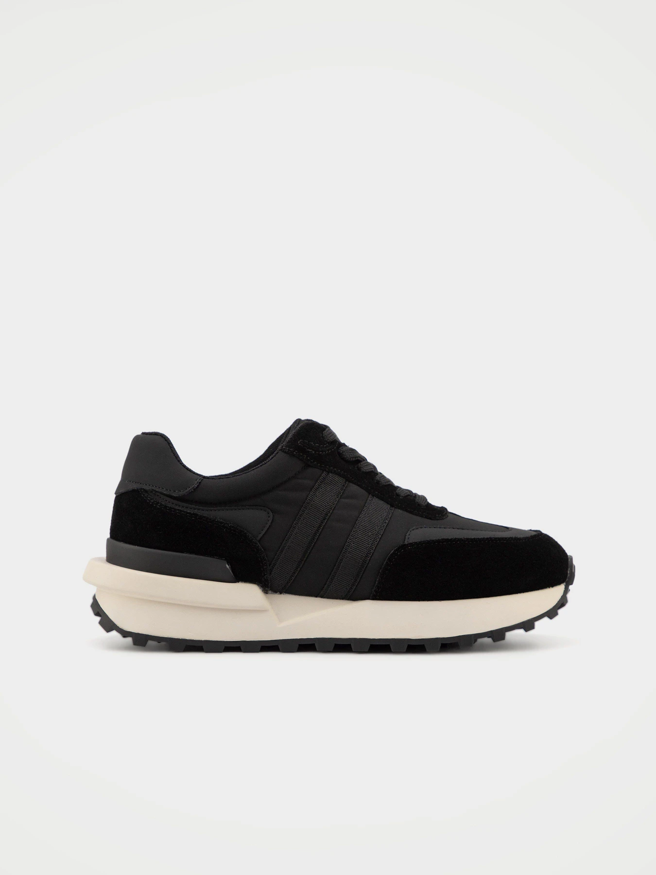 Кроссовки URBAN TRACE модель UT18547-WT Кроссовки URBAN TRACE модель UT18547-WT Фото