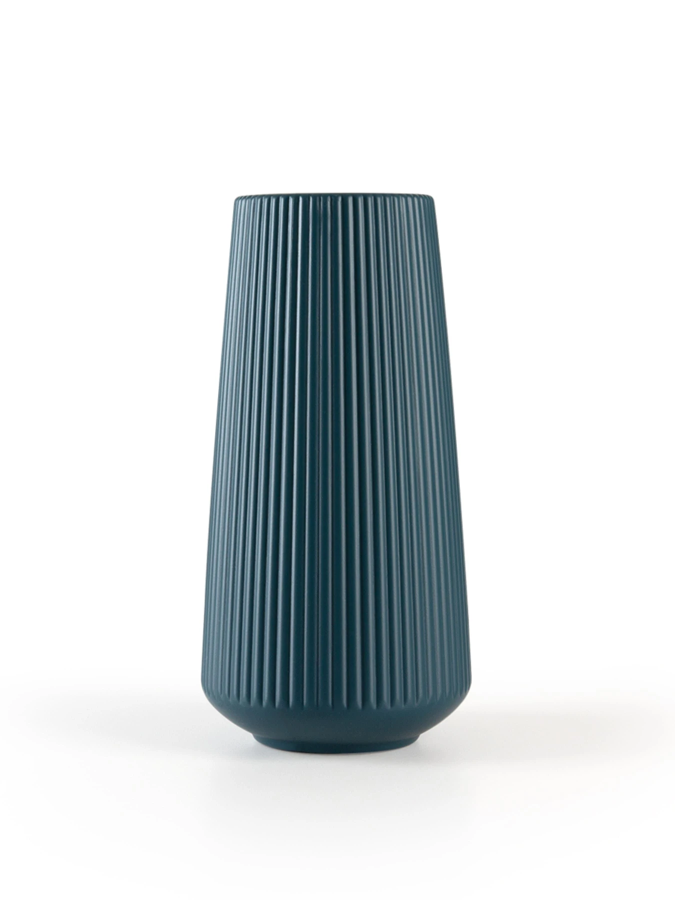 Ваза для цветов пластиковая синяя MBM HOME модель DH-FLOWERS-03 DARK BLUE Ваза для цветов пластиковая синяя MBM HOME модель DH-FLOWERS-03 DARK BLUE Фото
