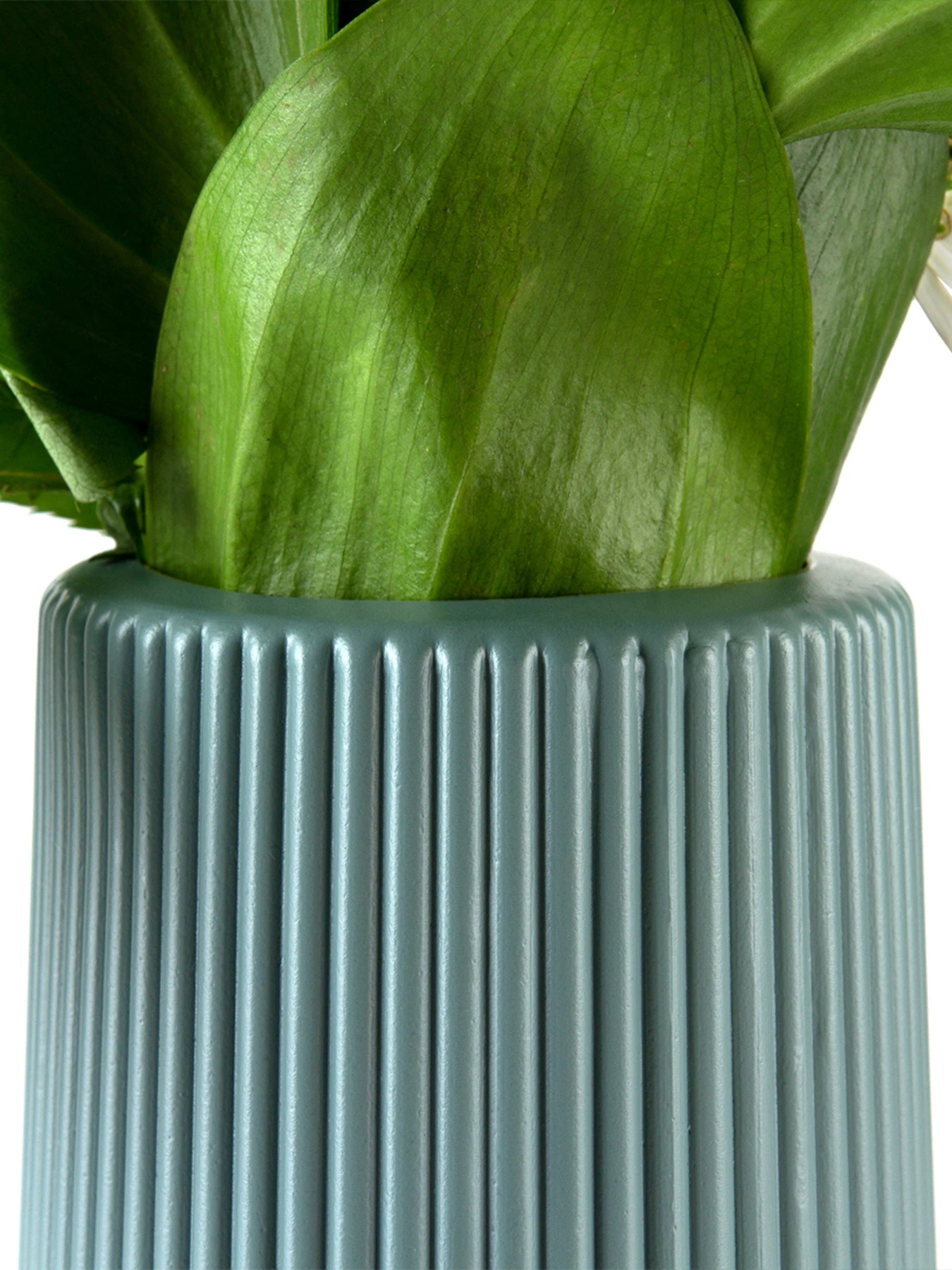Ваза для цветов пластиковая голубая MBM HOME модель DH-FLOWERS-05 BLUE Ваза для цветов пластиковая голубая MBM HOME модель DH-FLOWERS-05 BLUE Фото