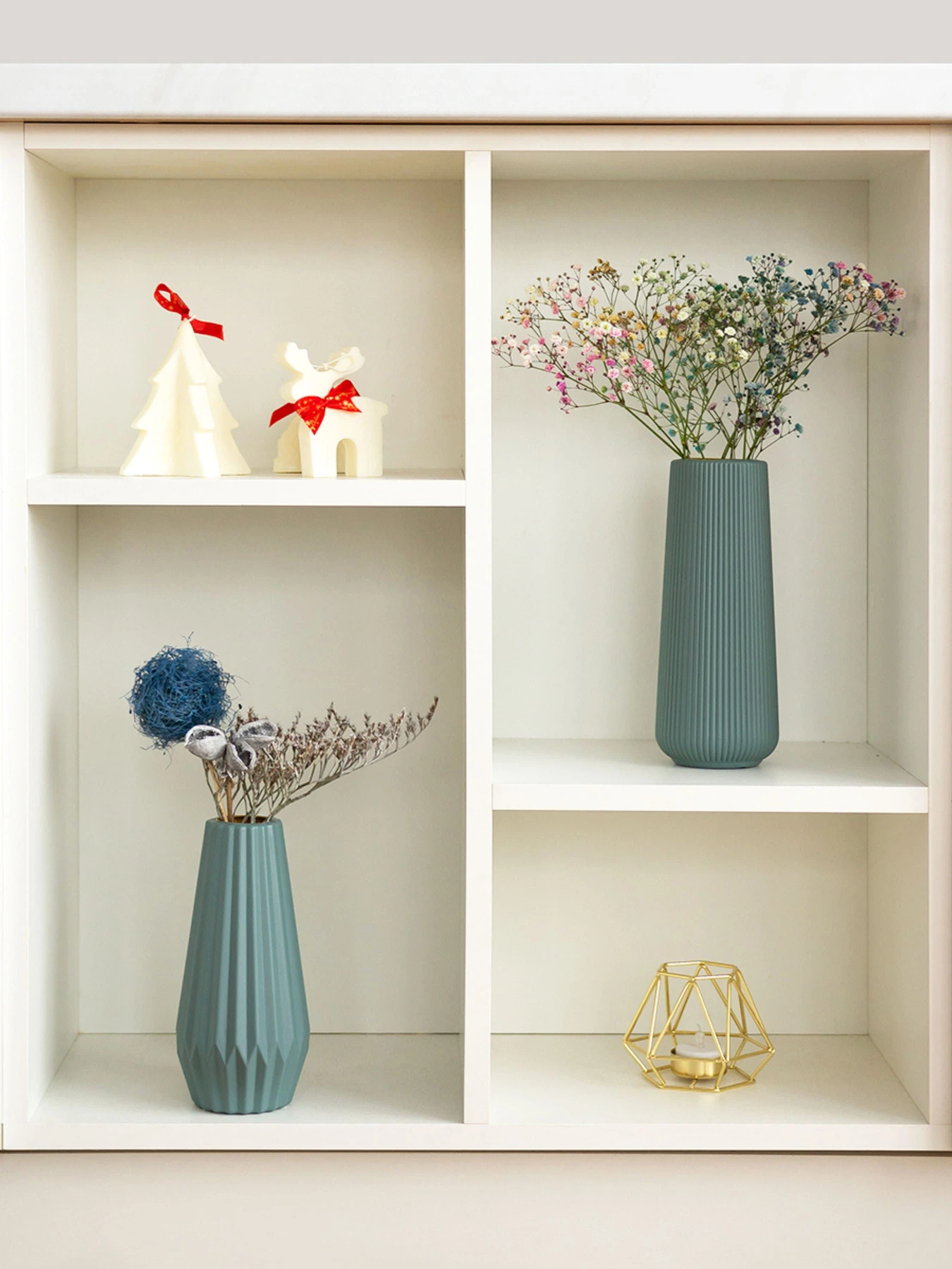 Ваза для цветов пластиковая голубая MBM HOME модель DH-FLOWERS-05 BLUE Ваза для цветов пластиковая голубая MBM HOME модель DH-FLOWERS-05 BLUE Фото