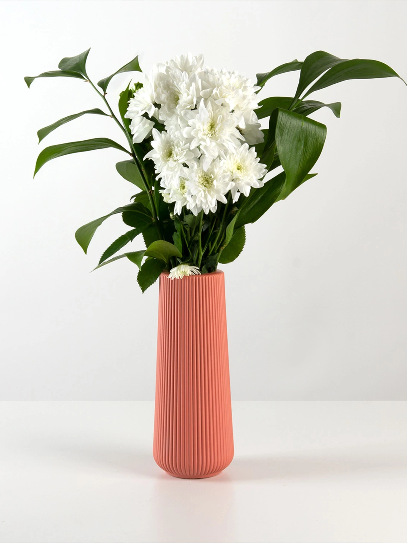 Ваза для цветов пластиковая коралловая MBM HOME модель DH-FLOWERS-05 CORAL Ваза для цветов пластиковая коралловая MBM HOME модель DH-FLOWERS-05 CORAL Фото